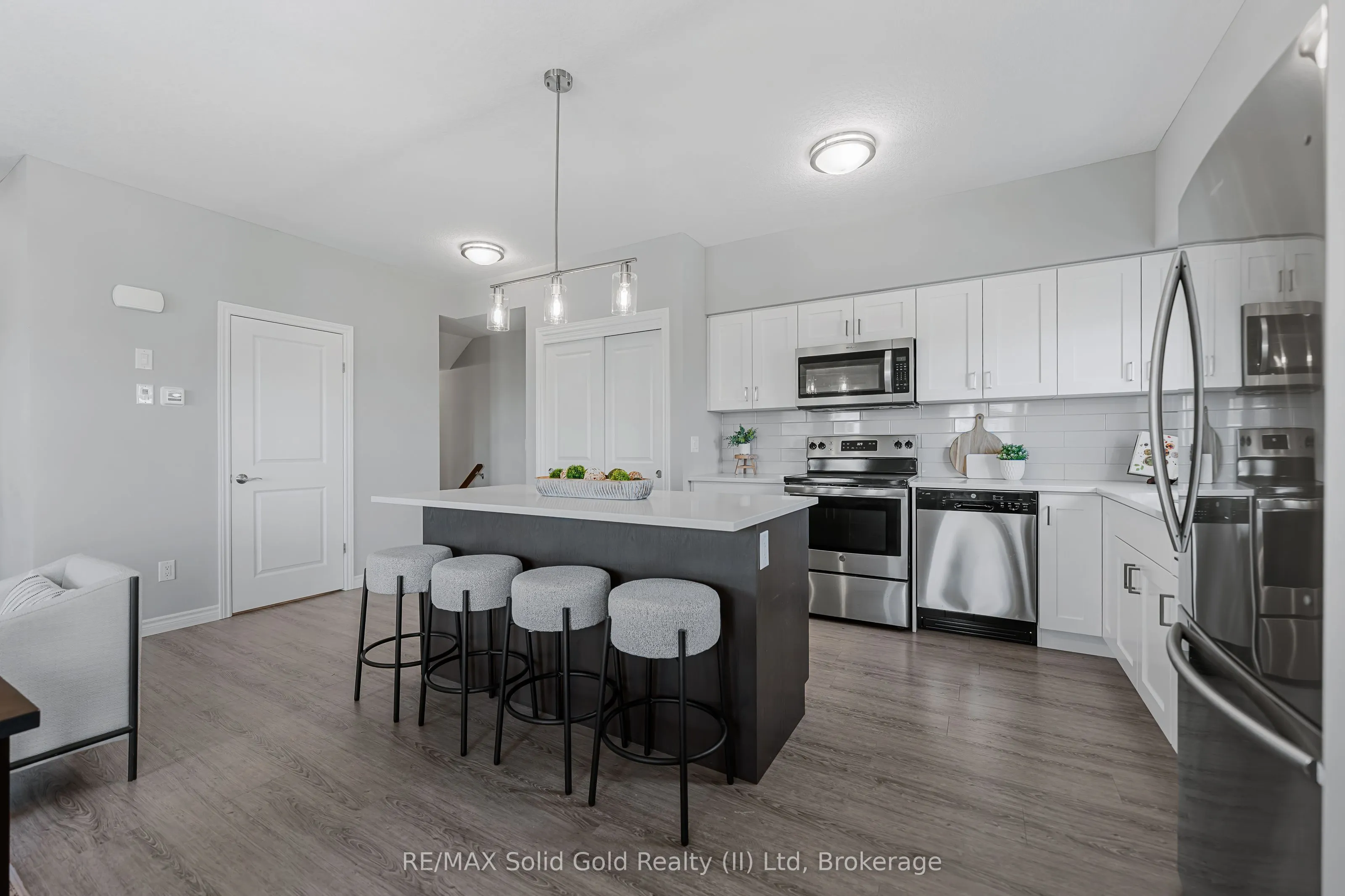 408 Guelph Avenue, #20