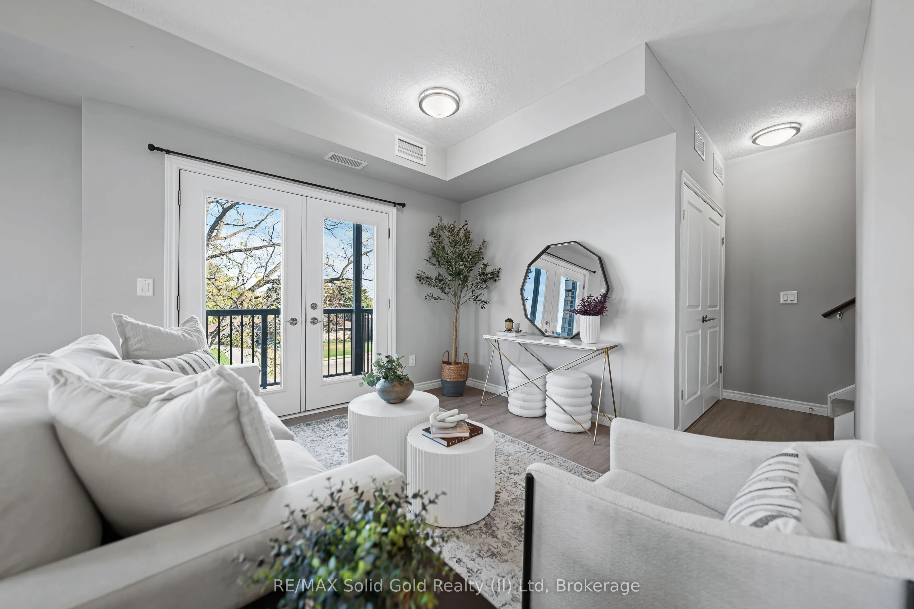 408 Guelph Avenue, #20