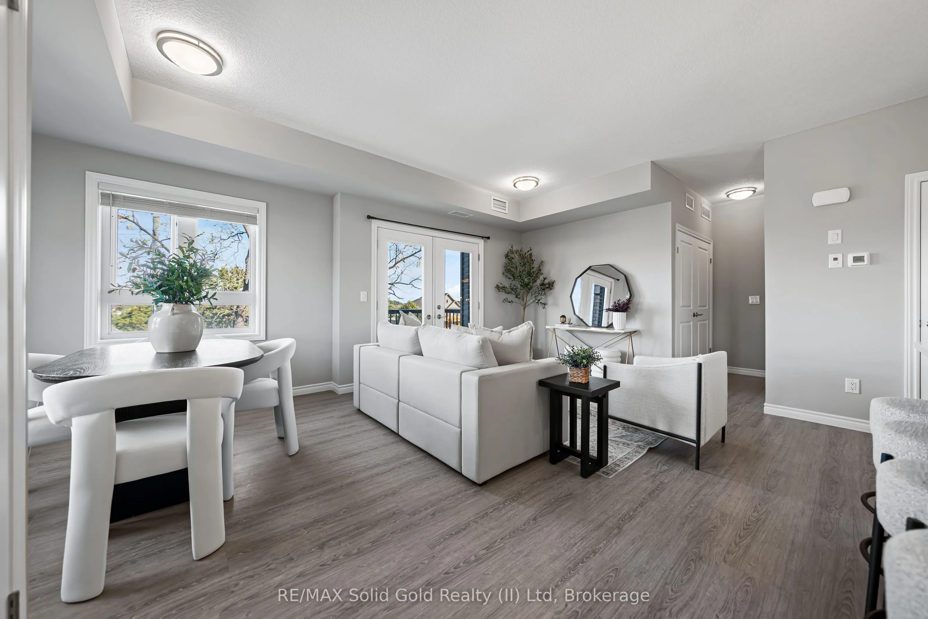 408 Guelph Avenue, #20