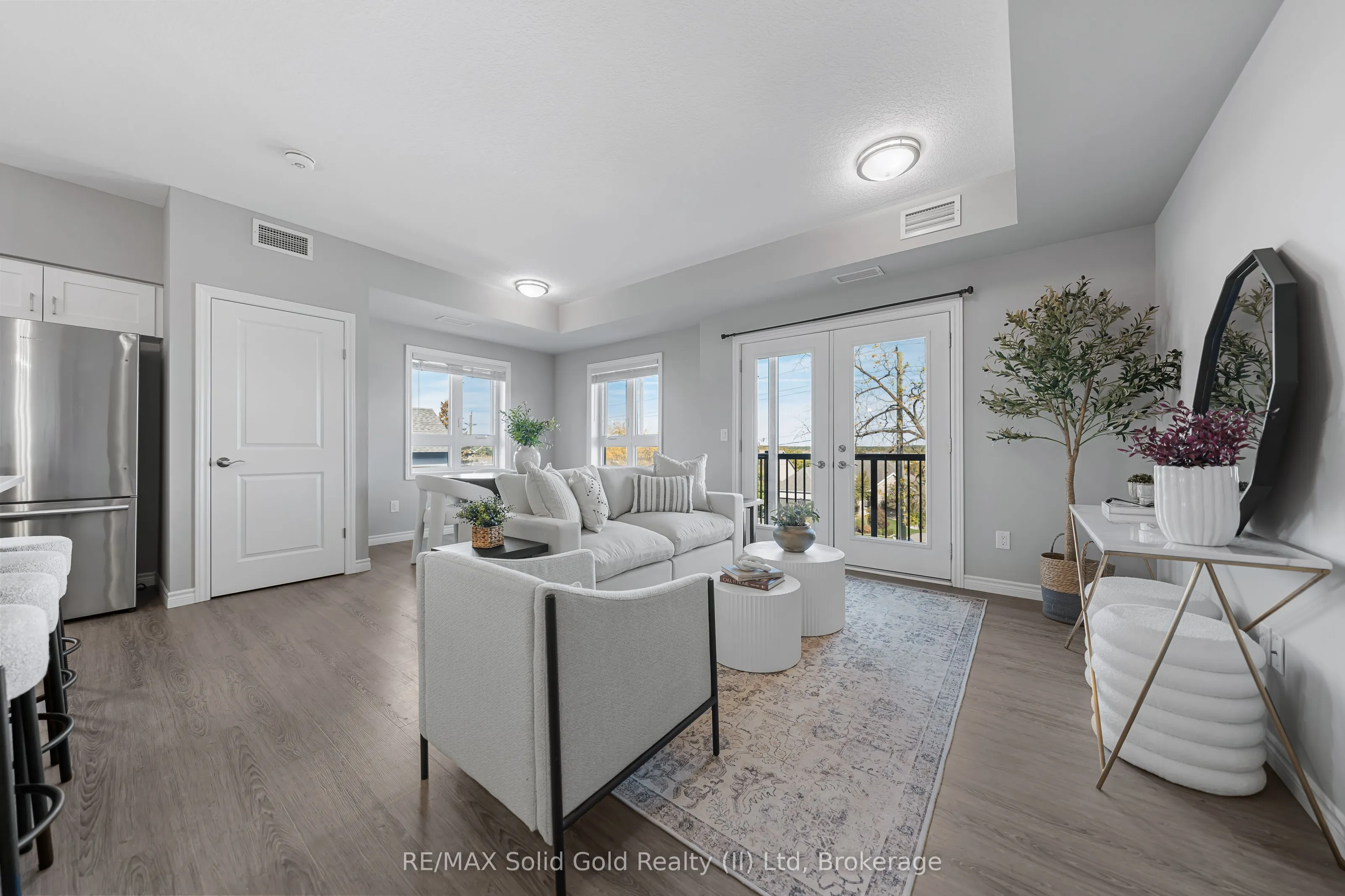 408 Guelph Avenue, #20
