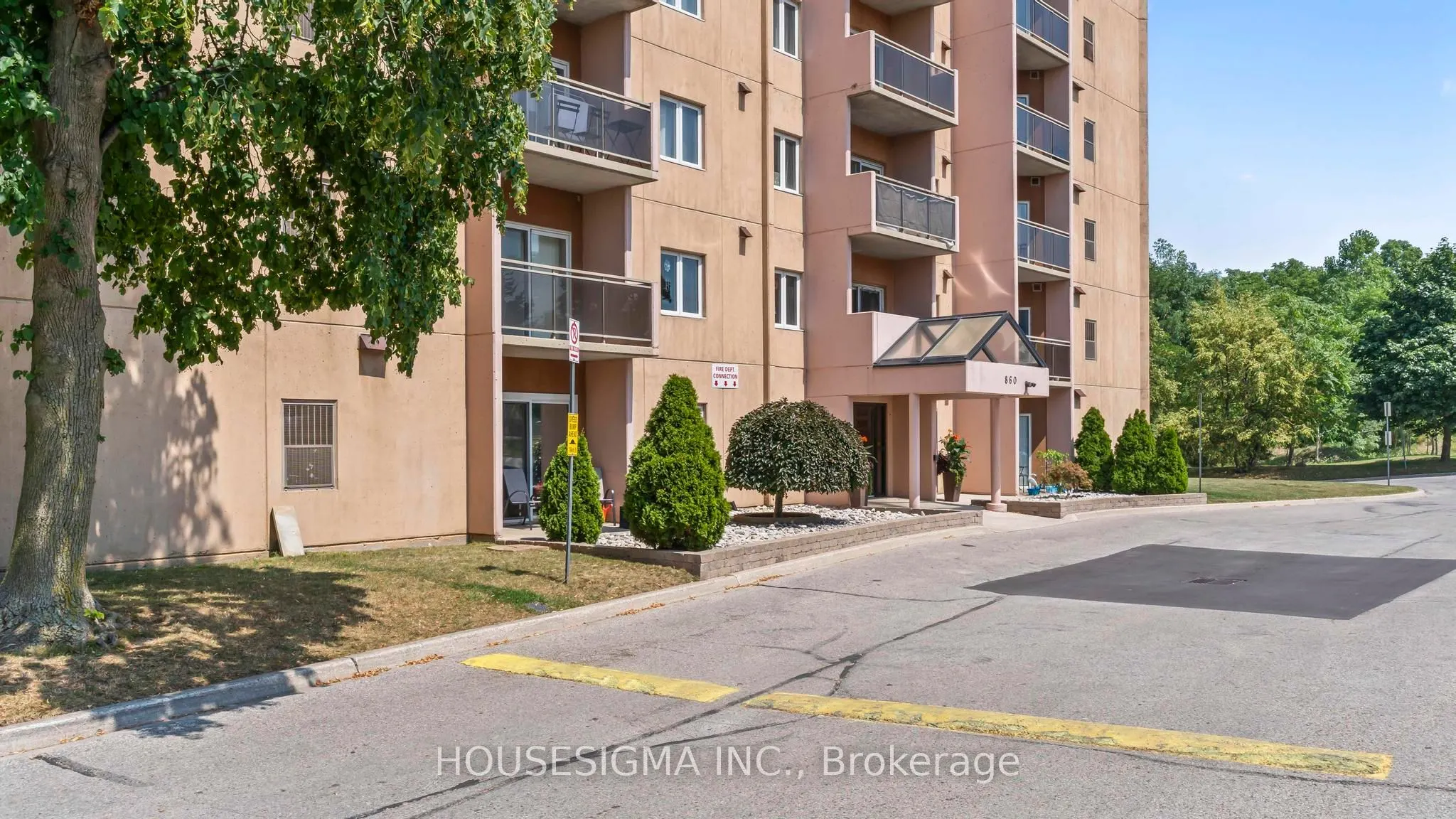 860 Commissioners Road E, #903