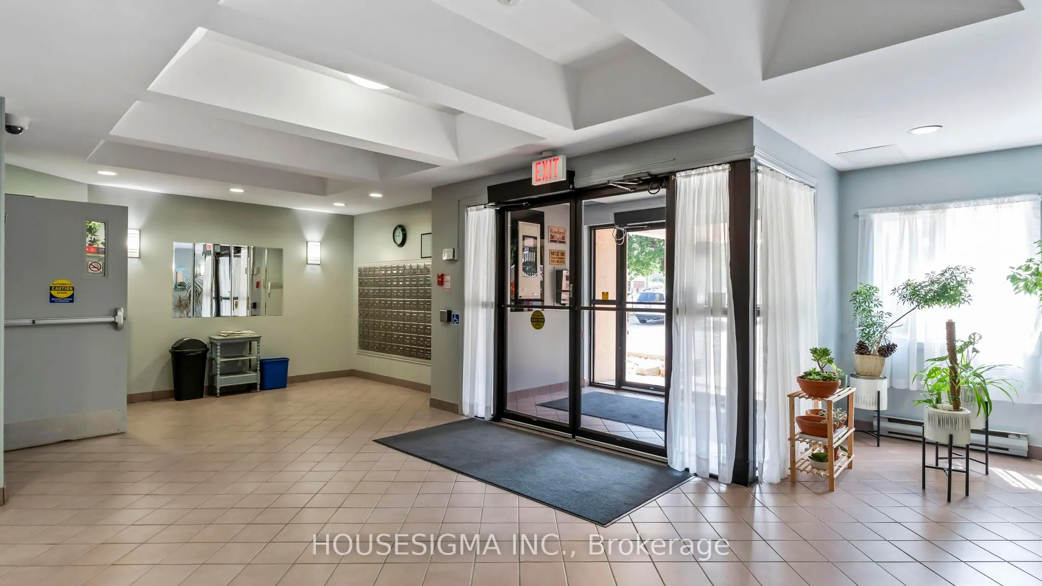 860 Commissioners Road E, #903