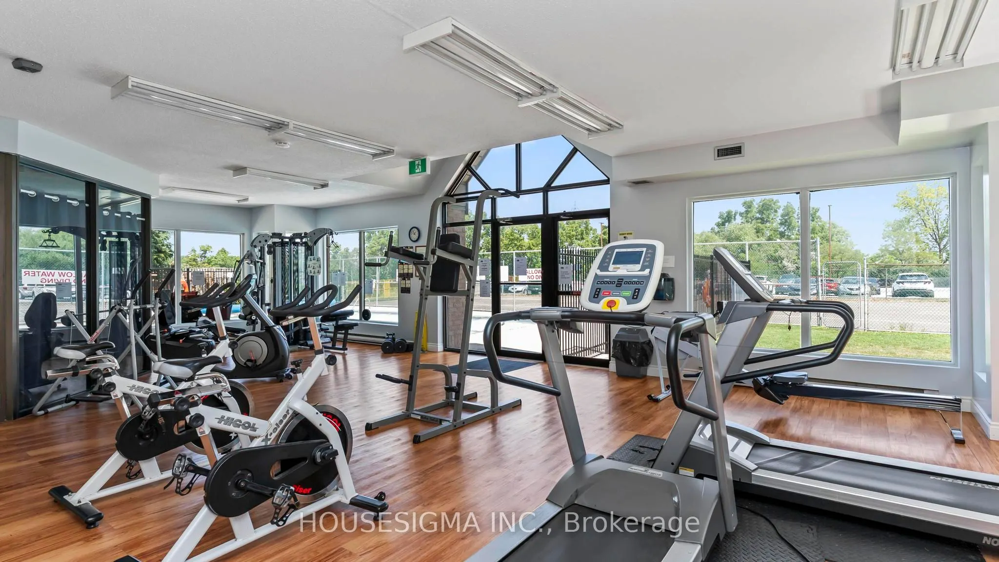 860 Commissioners Road E, #903