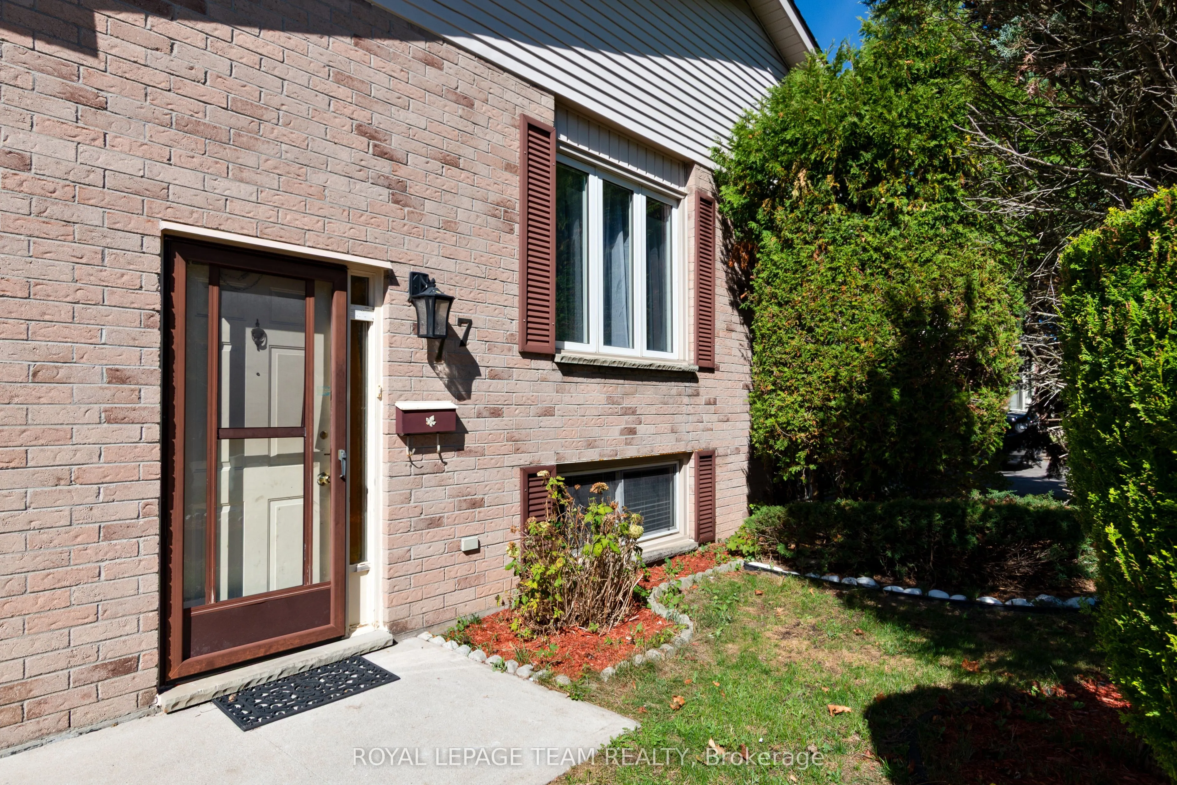 77 Bonaventure Drive