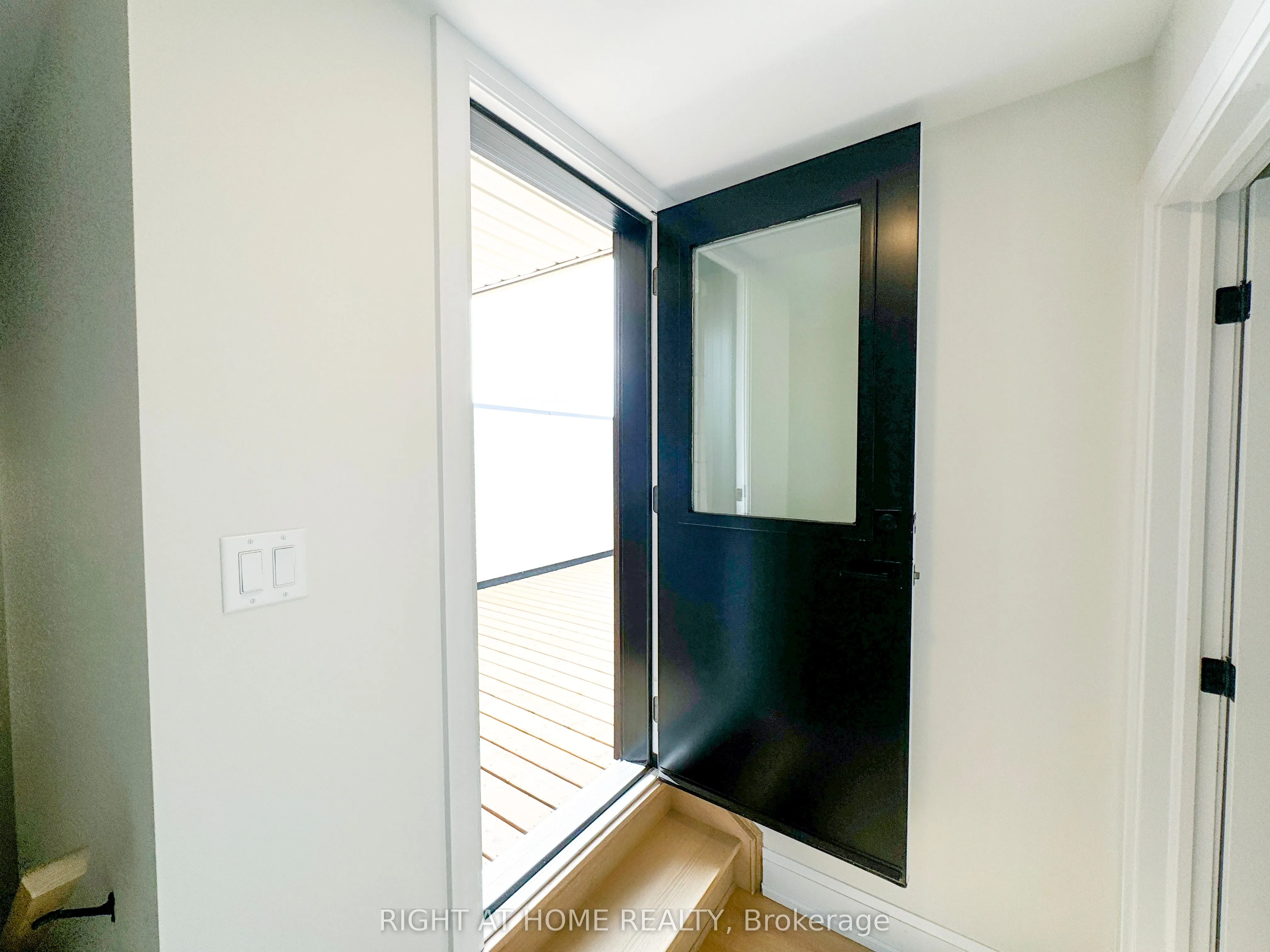 292 VINE Street, #19