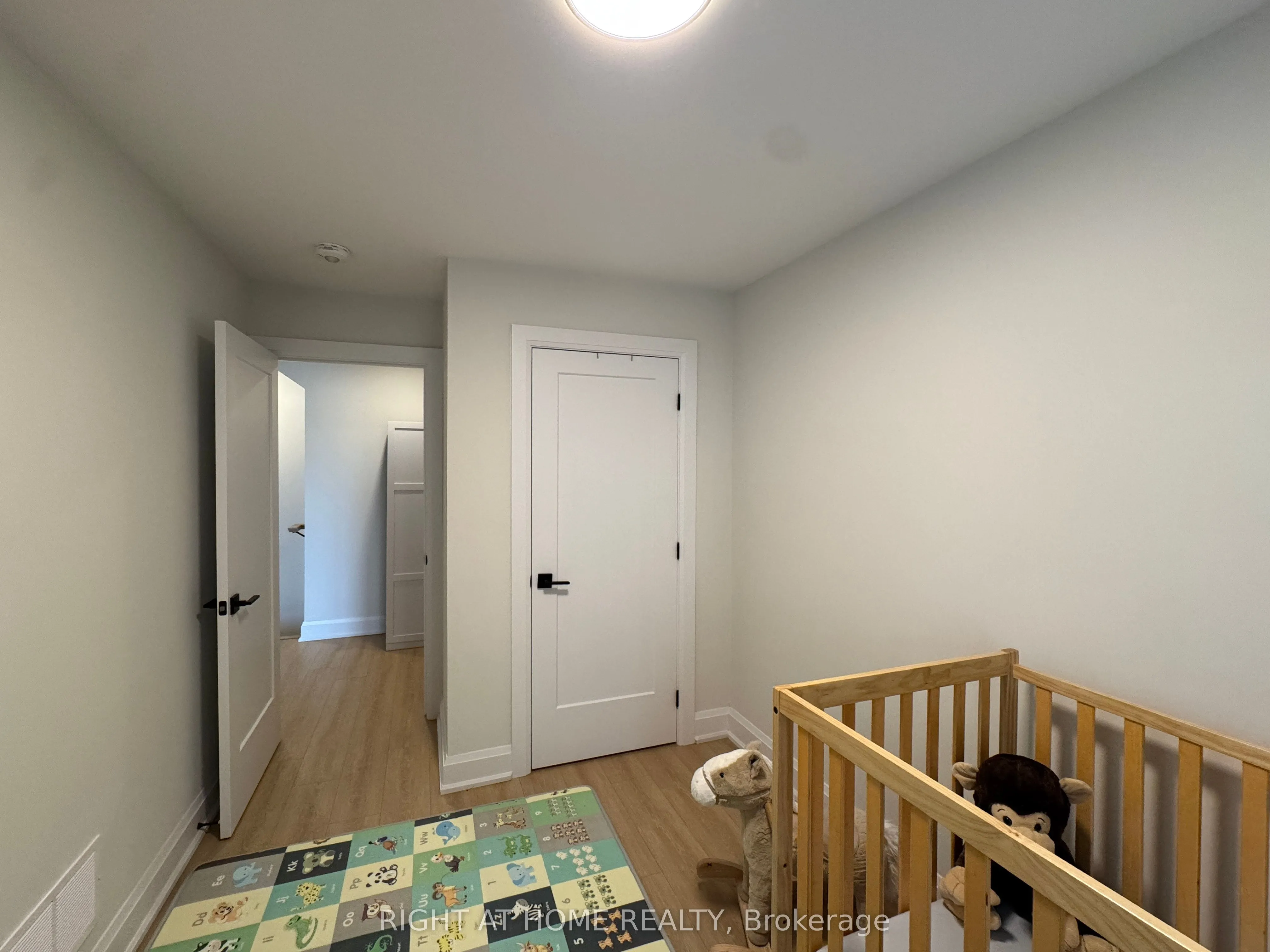 292 VINE Street, #19
