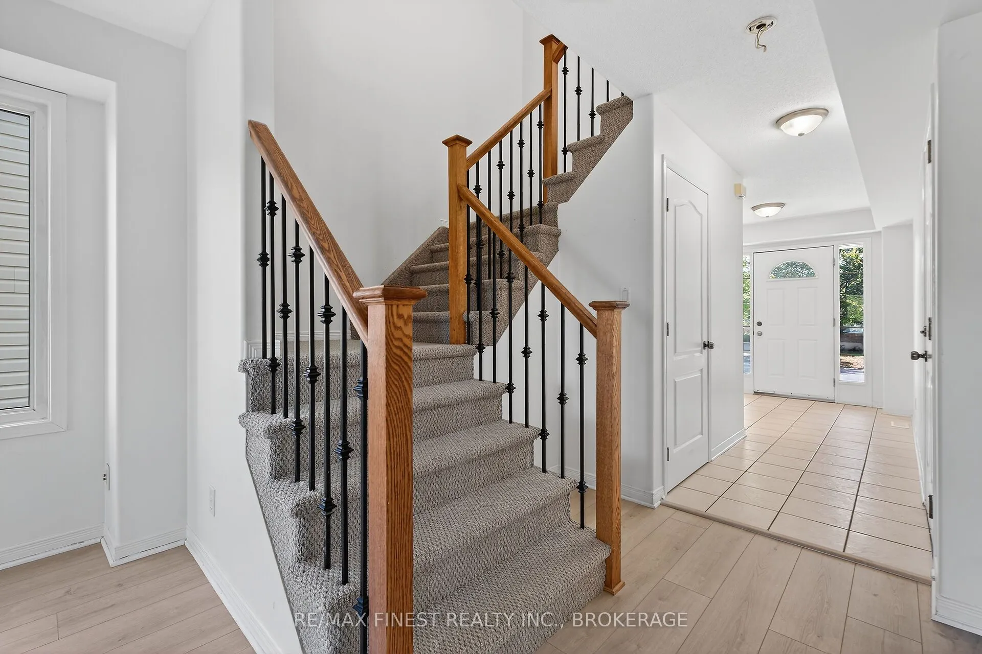 992 Bluffwood Avenue