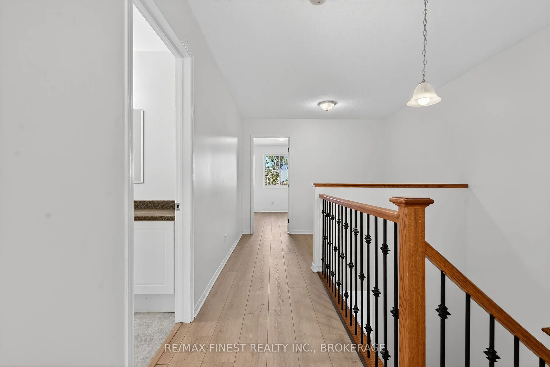 992 Bluffwood Avenue