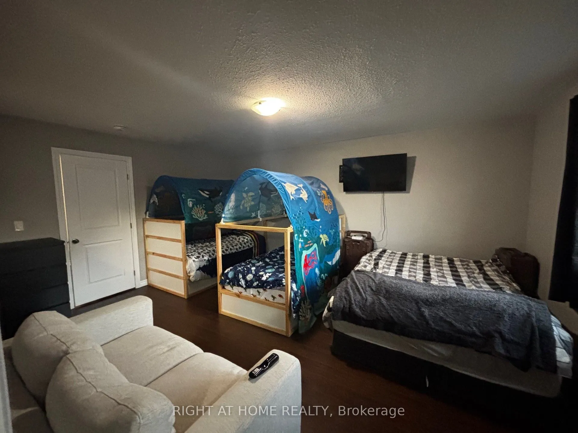 1427 Monarch Drive