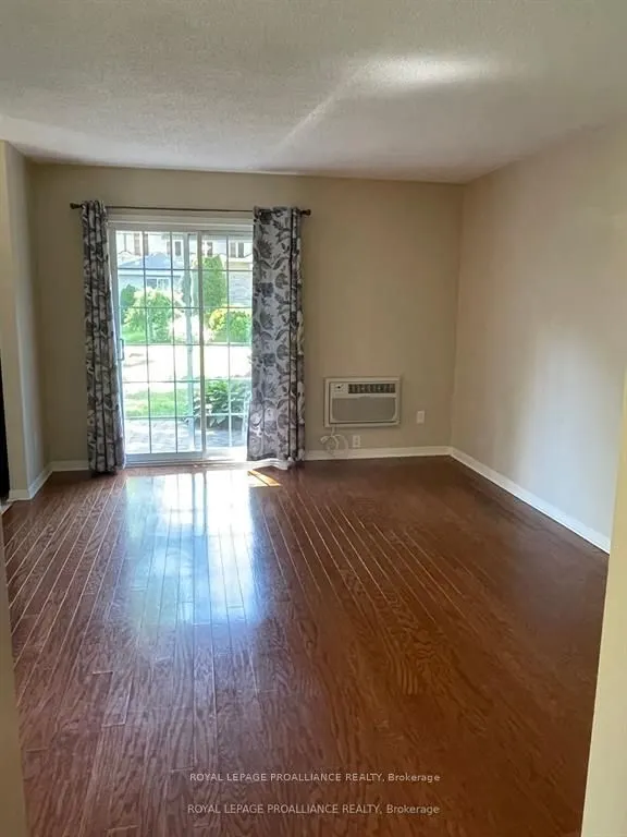 351 Cannifton Road N, #16