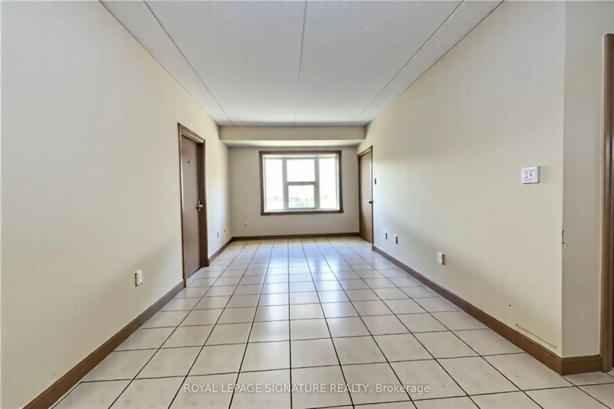 251 Lester Street, #304