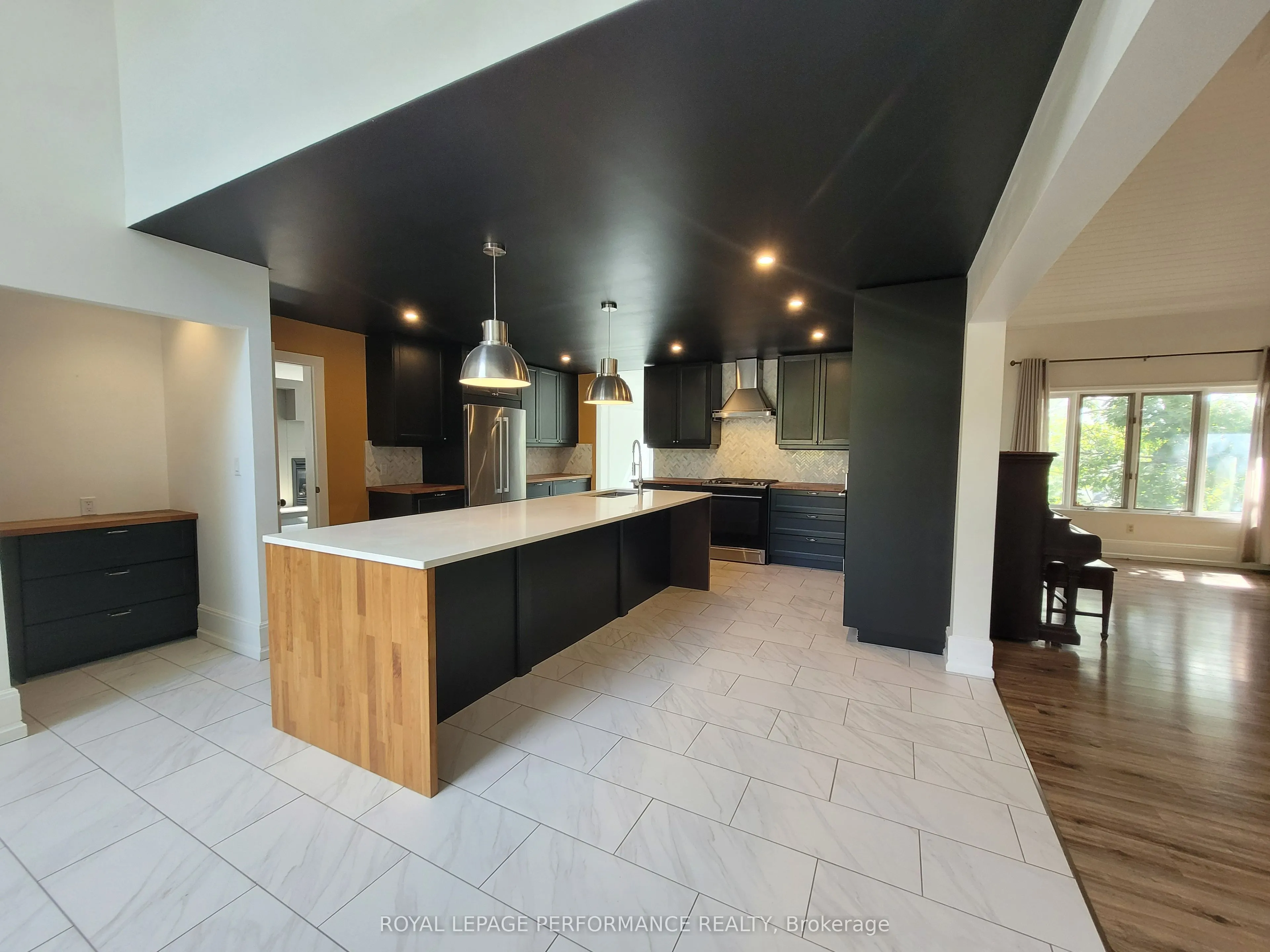 136B Glenncastle Drive