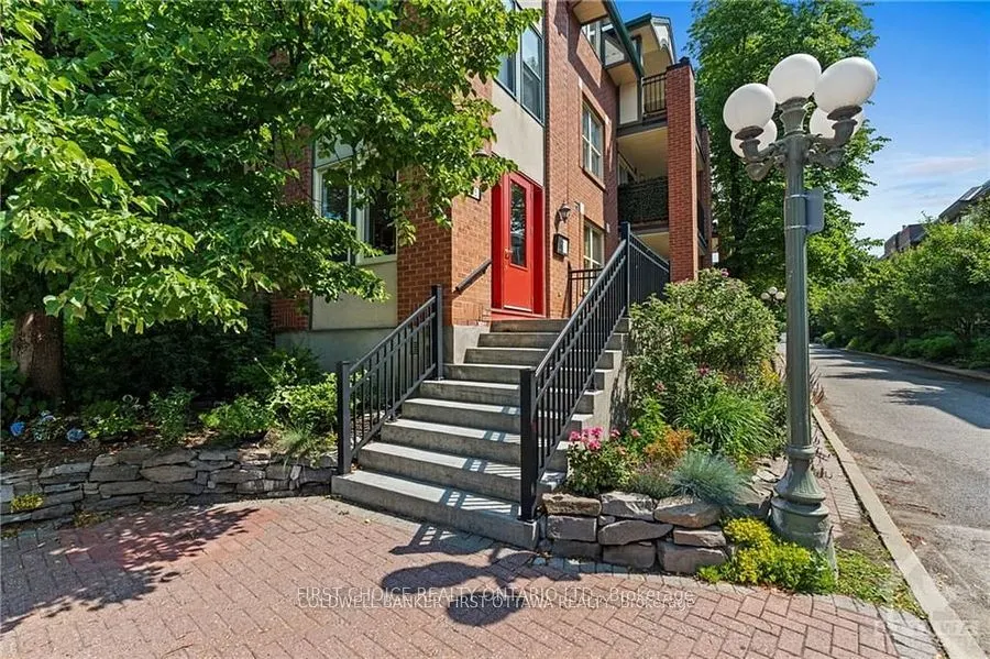 175 Woodbine Place, #104