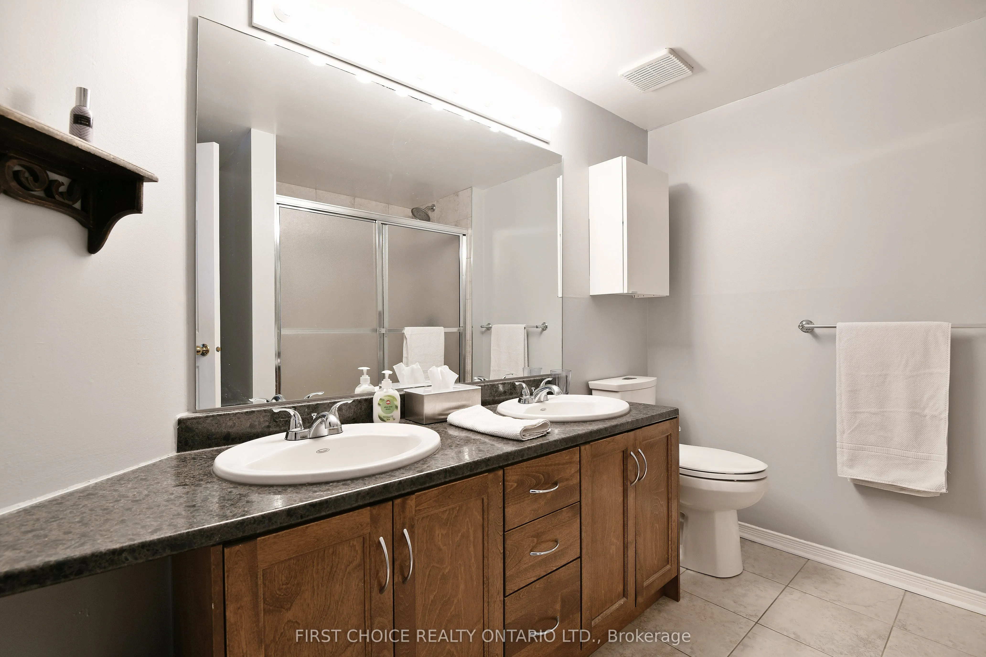 175 Woodbine Place, #104