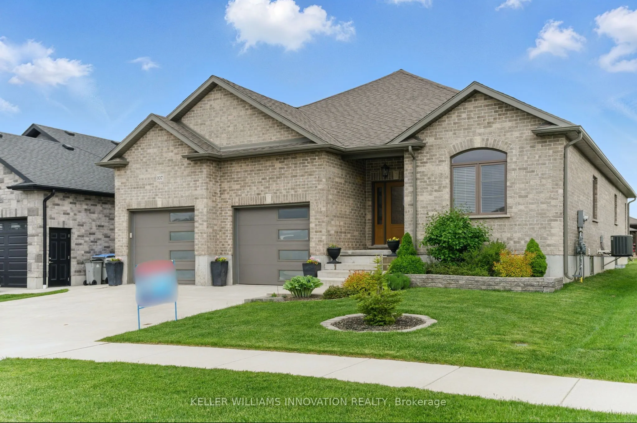 107 Forbes Crescent