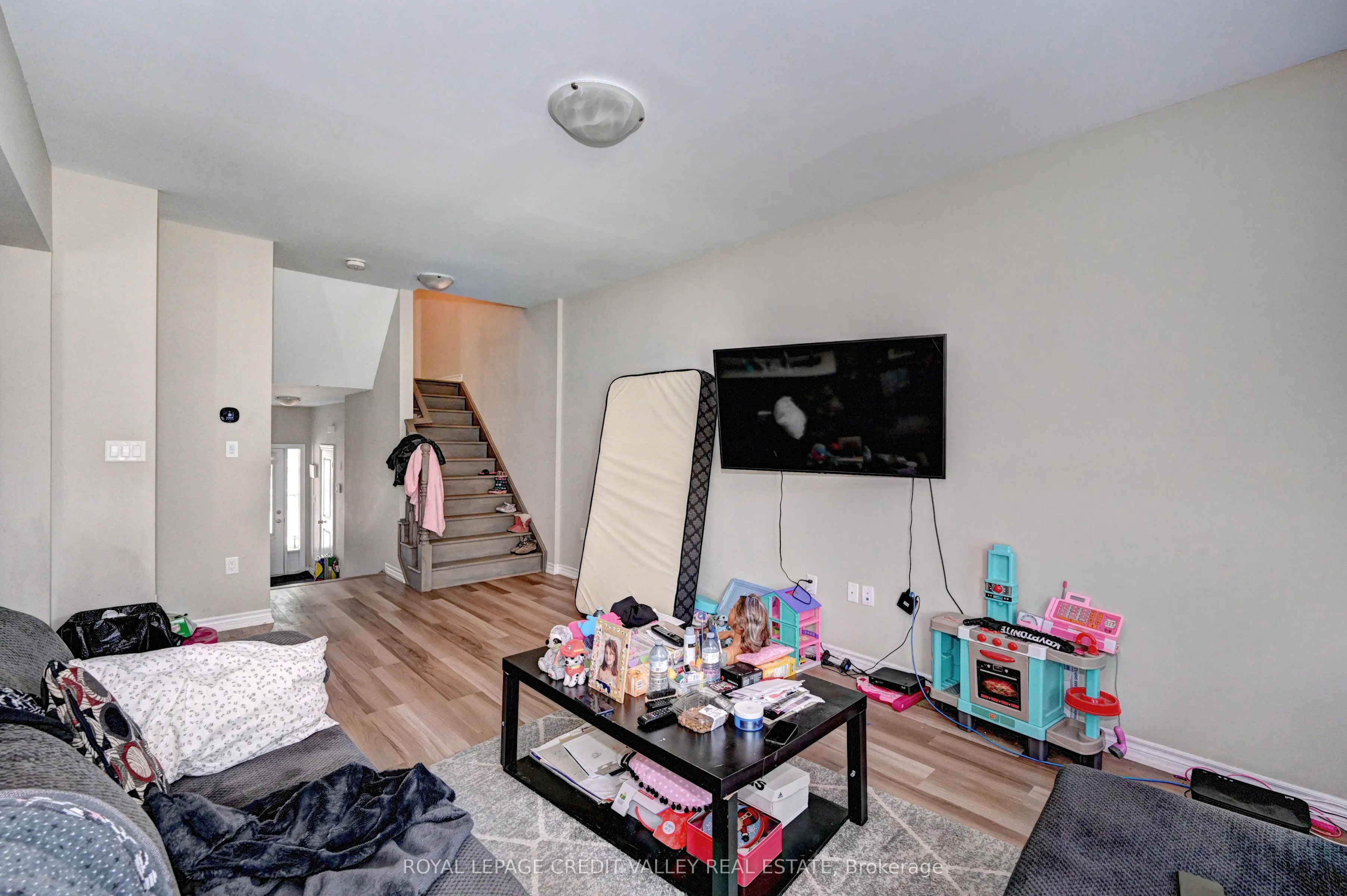 324 Equestrian Way, #17