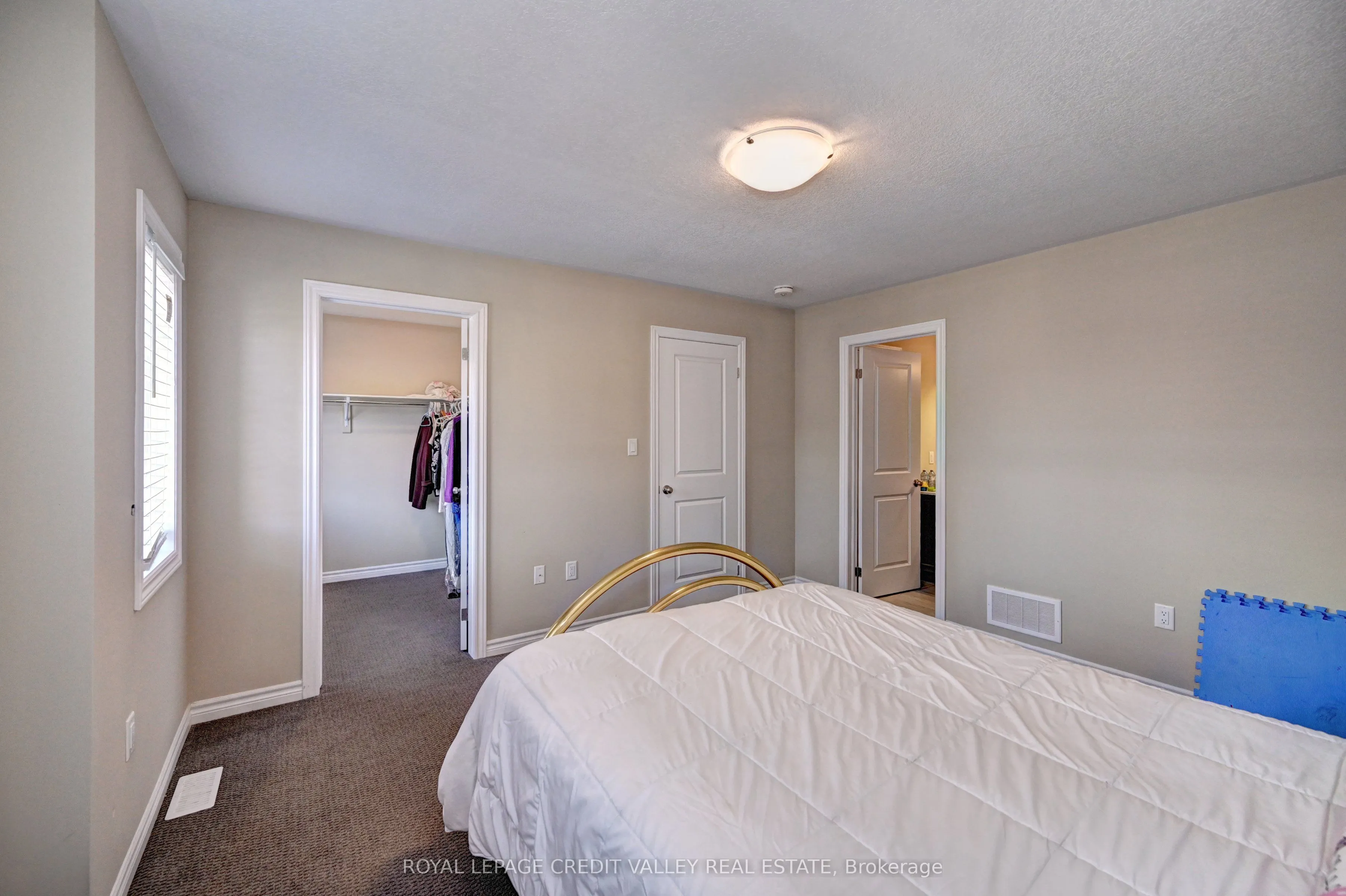 324 Equestrian Way, #17