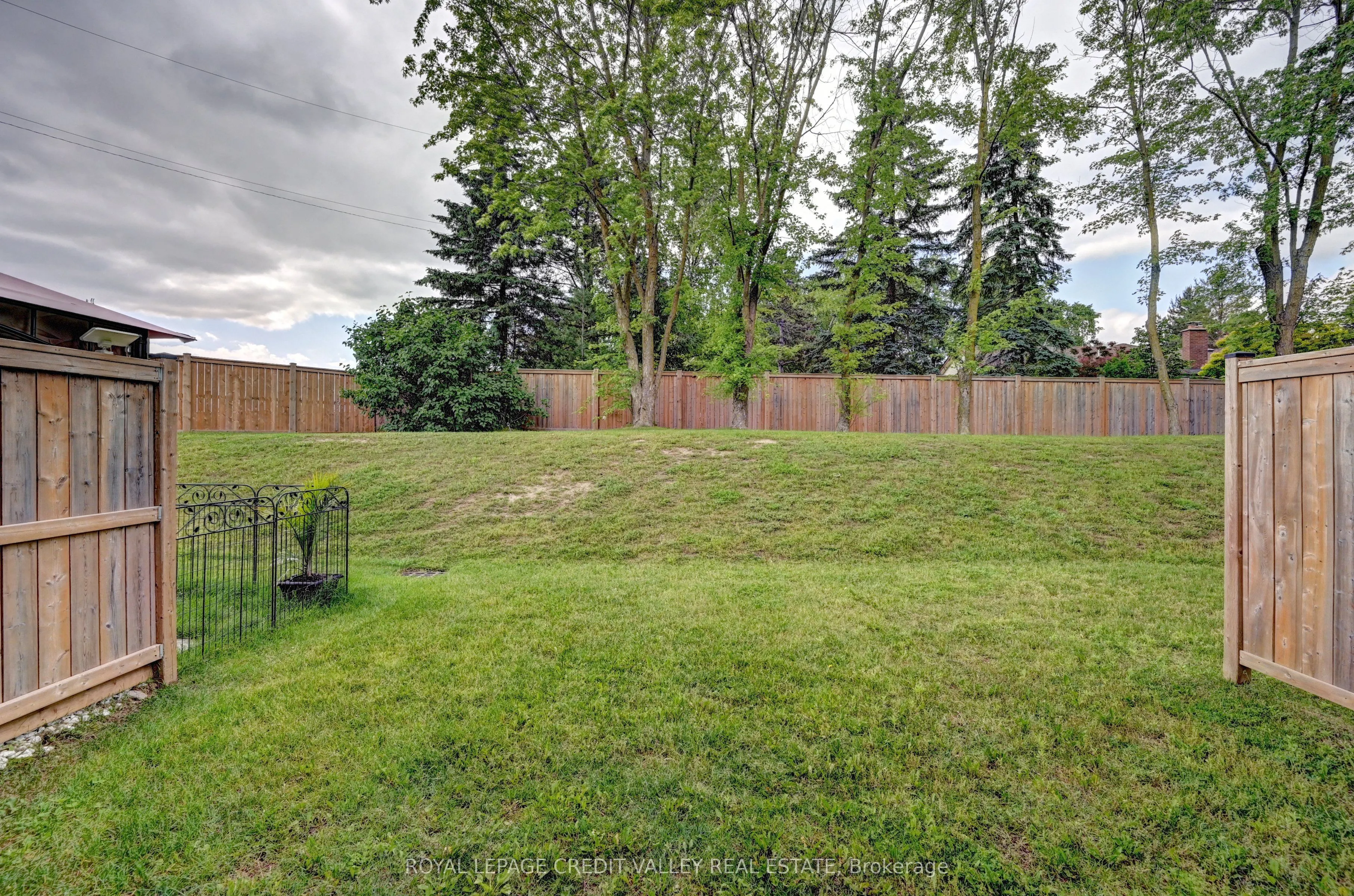 324 Equestrian Way, #17