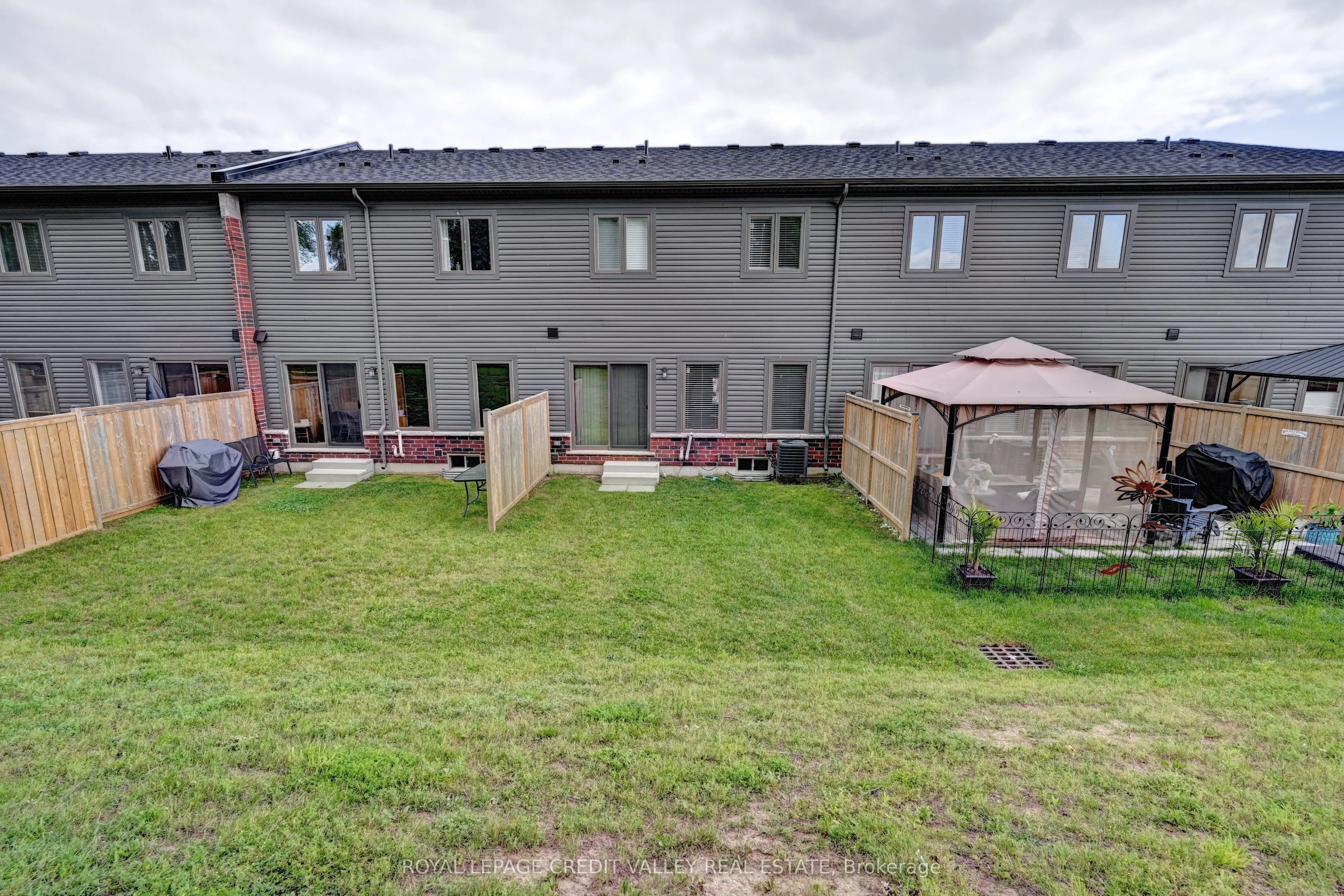324 Equestrian Way, #17