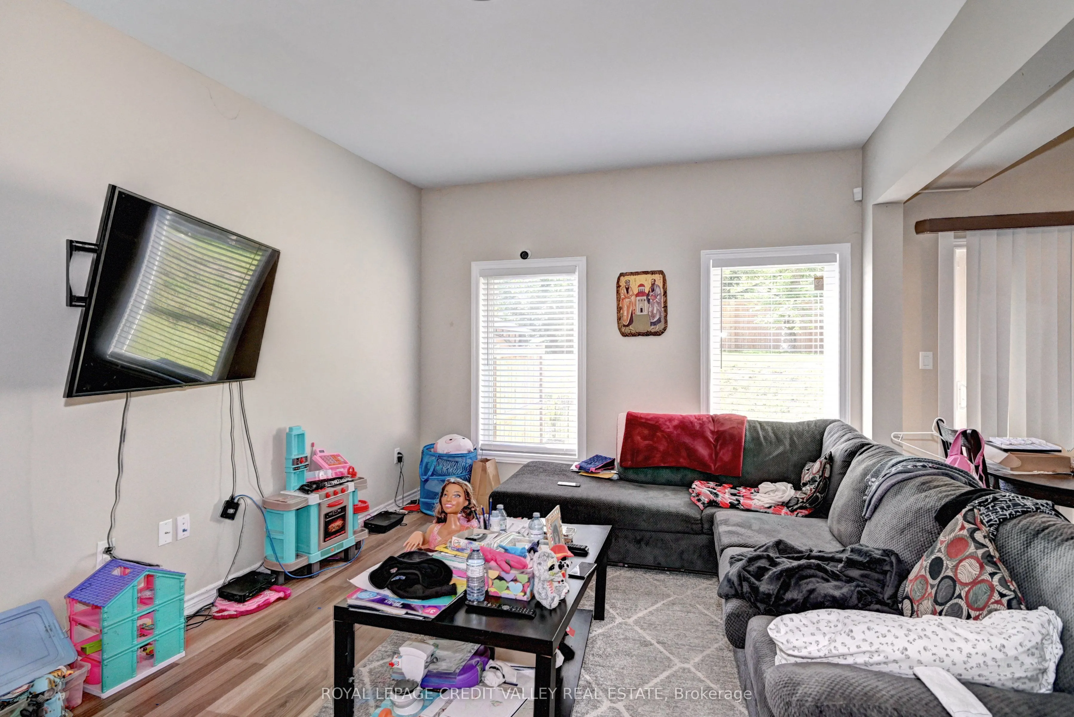 324 Equestrian Way, #17