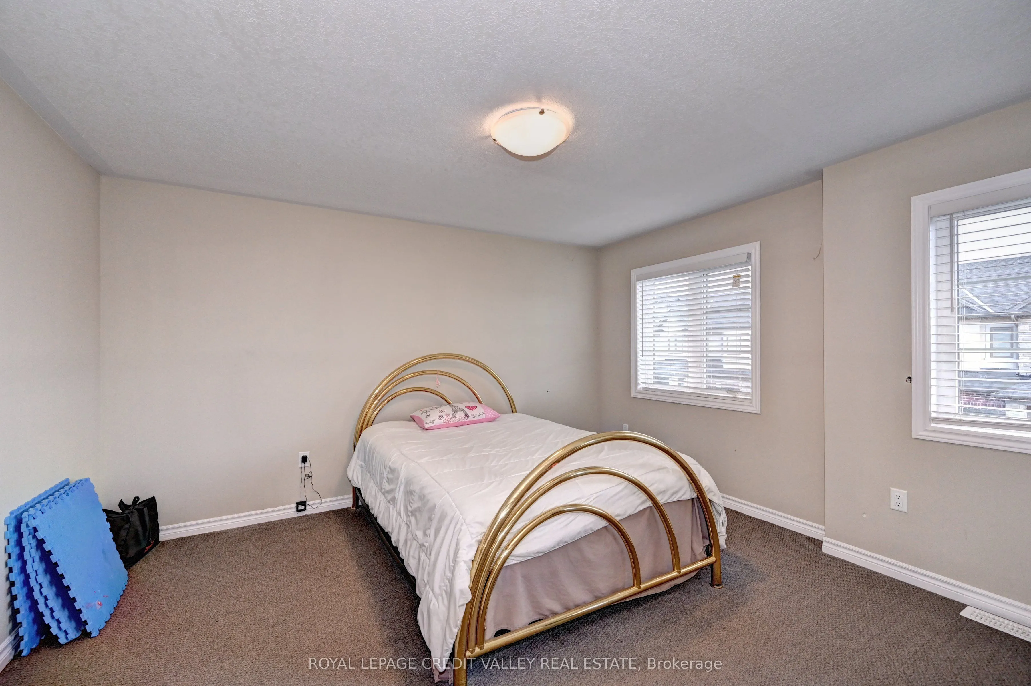 324 Equestrian Way, #17