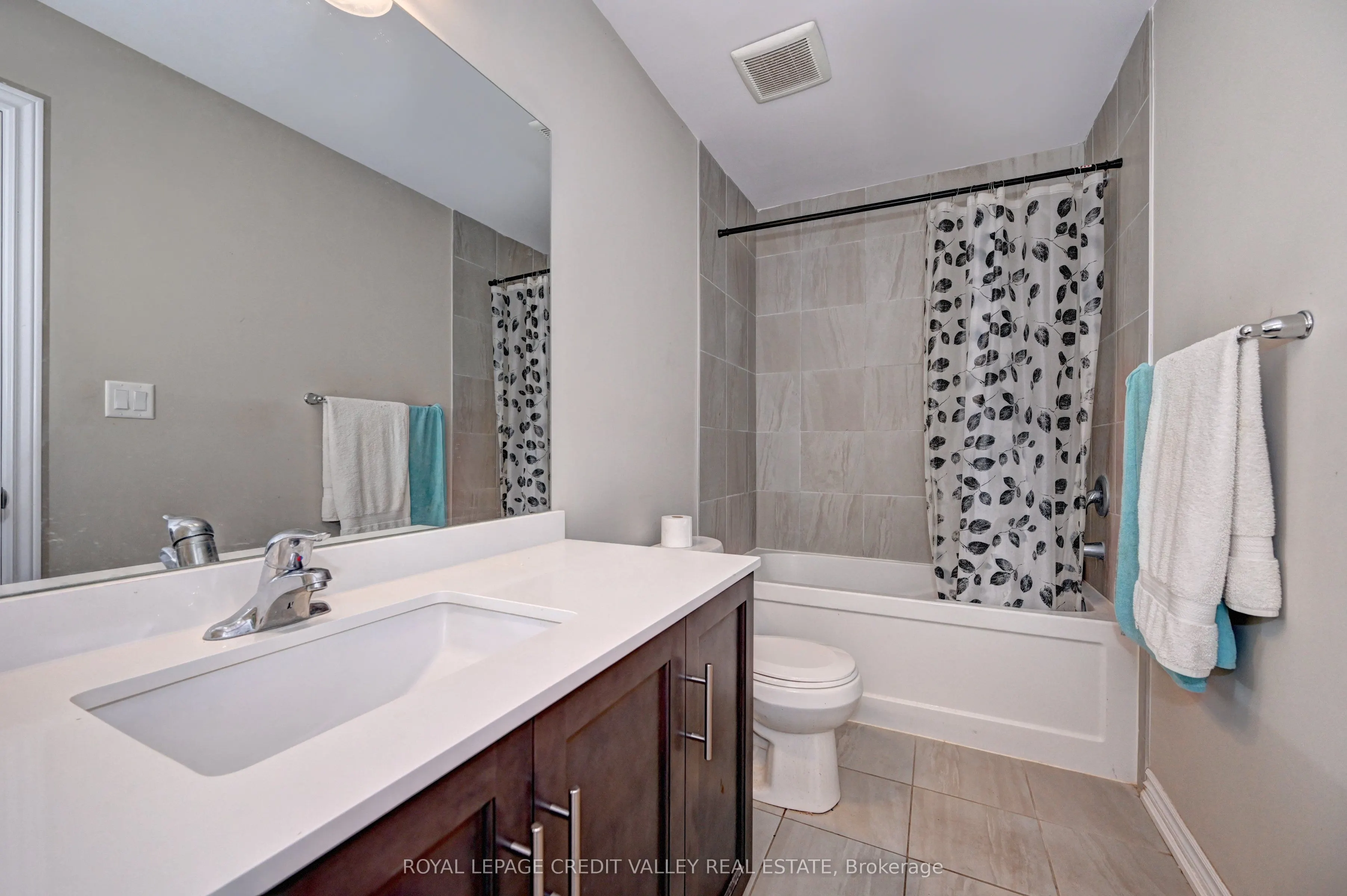 324 Equestrian Way, #17