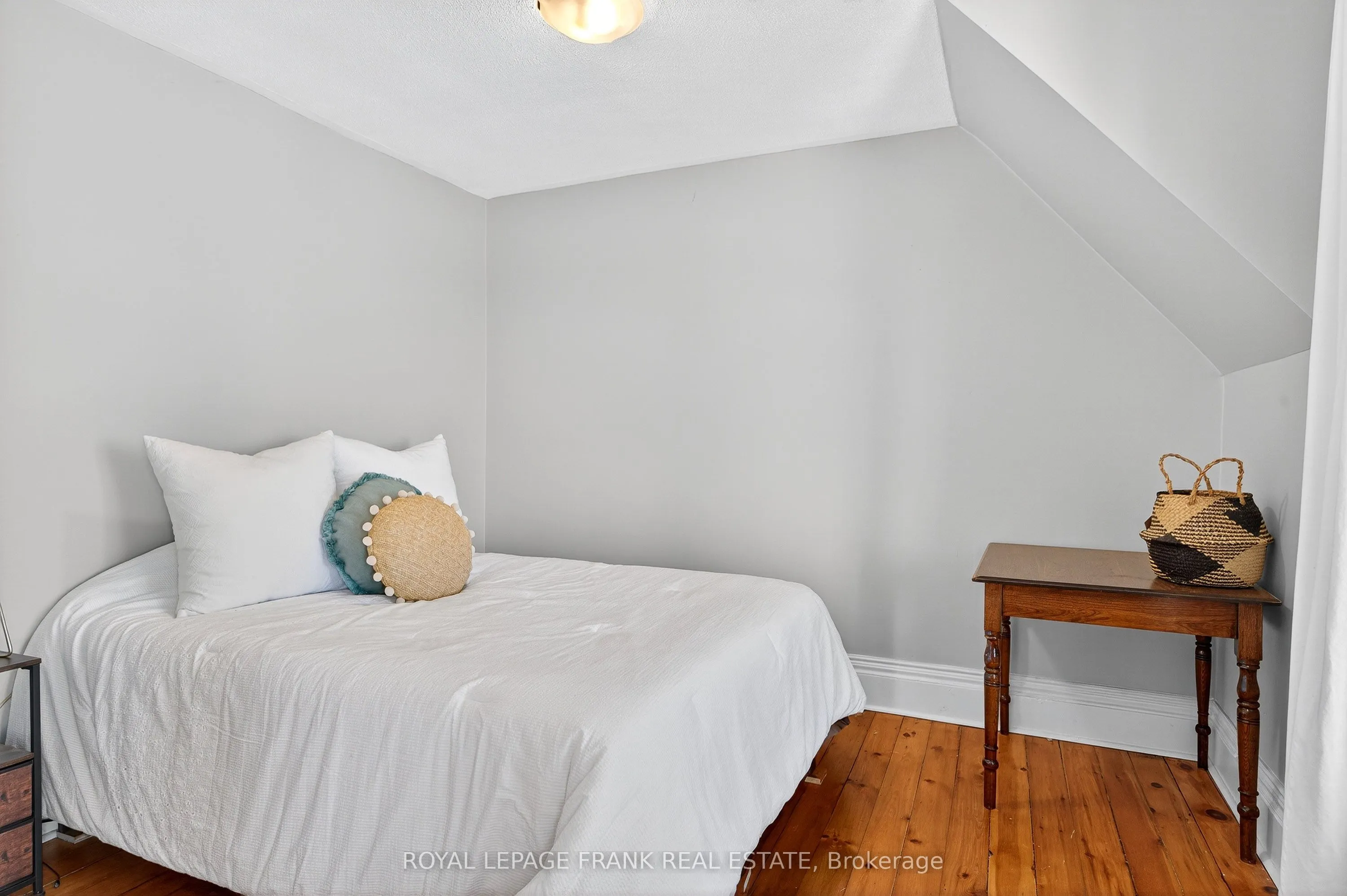 1217 Grandview Avenue