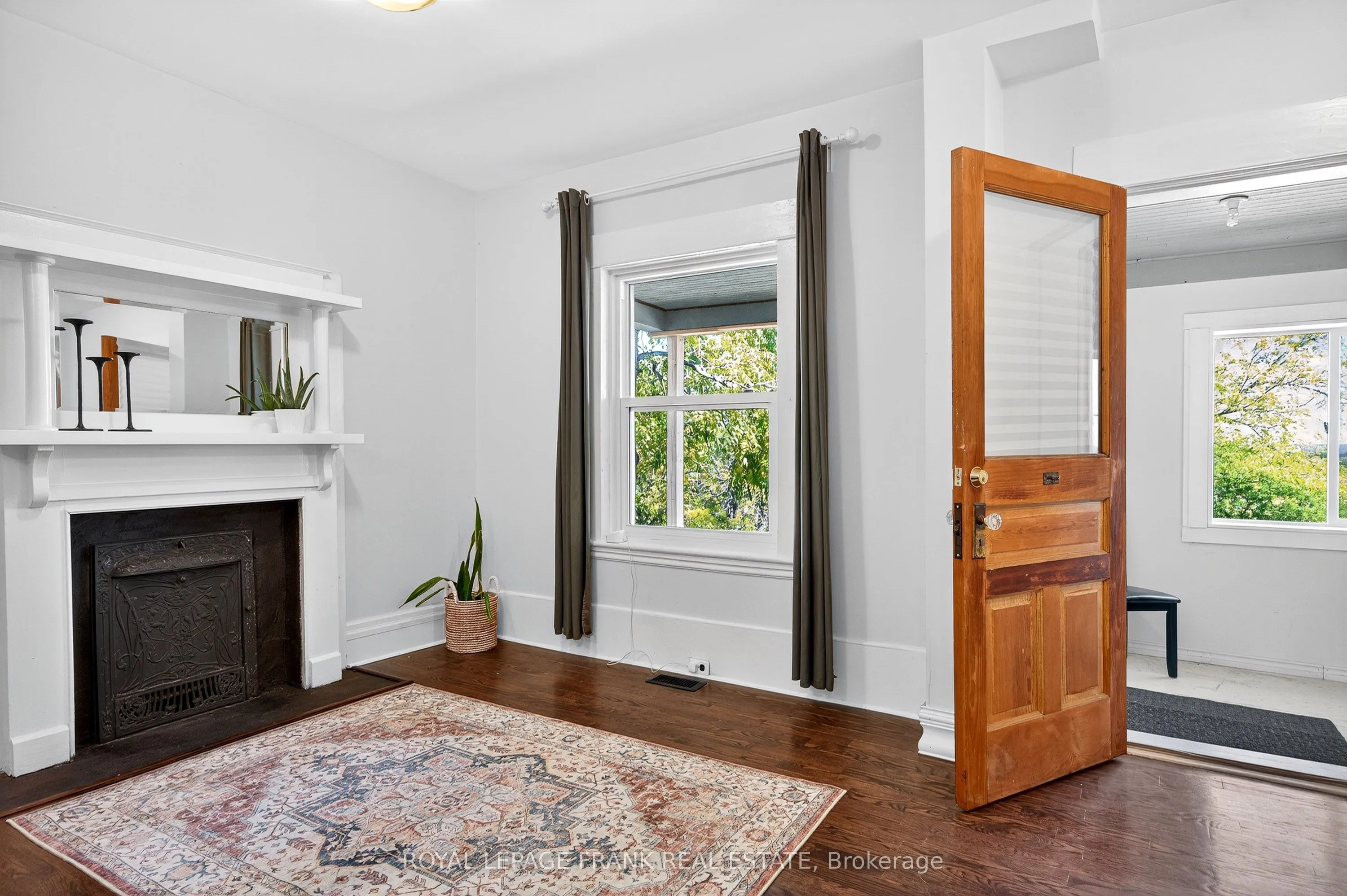1217 Grandview Avenue