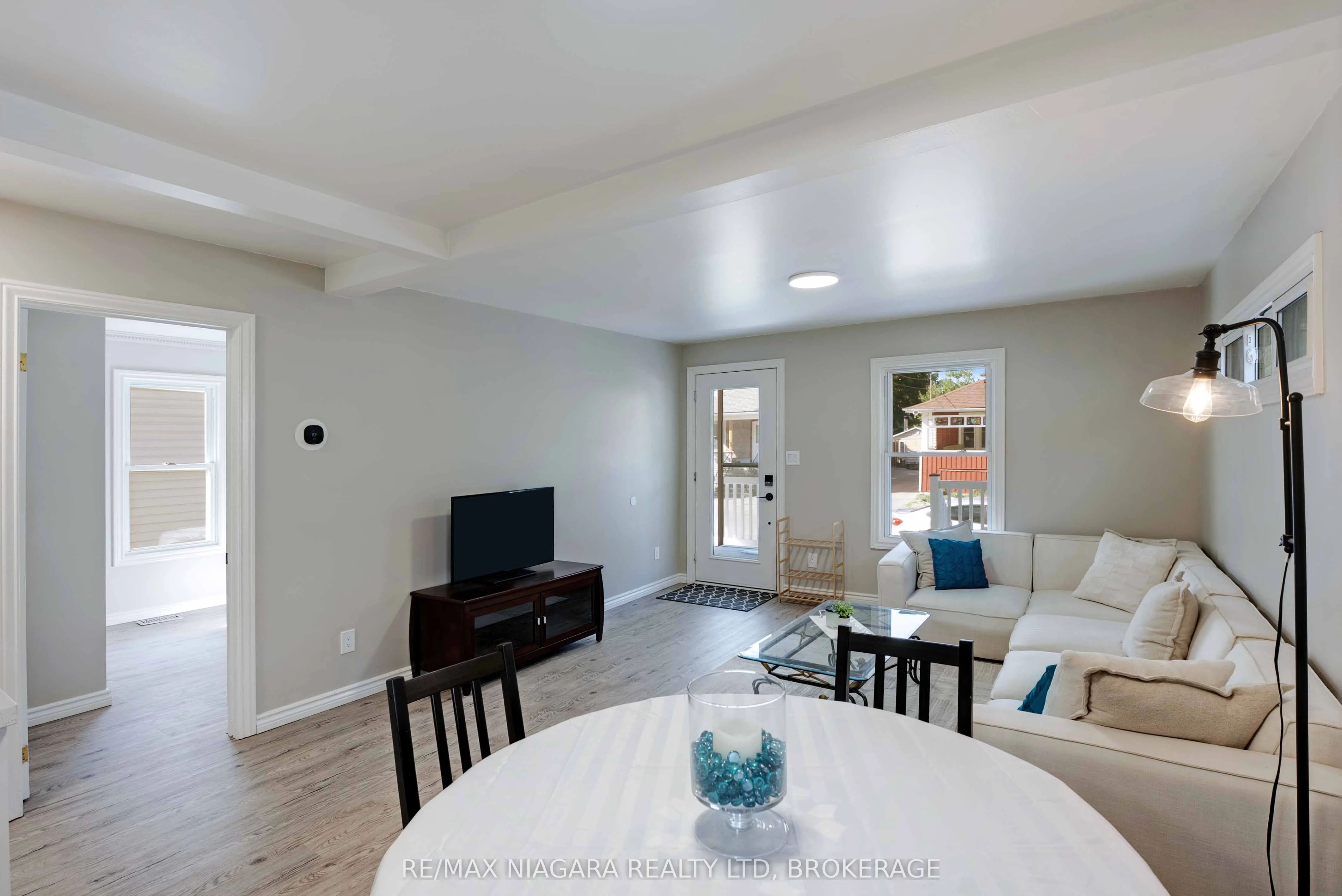 90 Pleasant Avenue