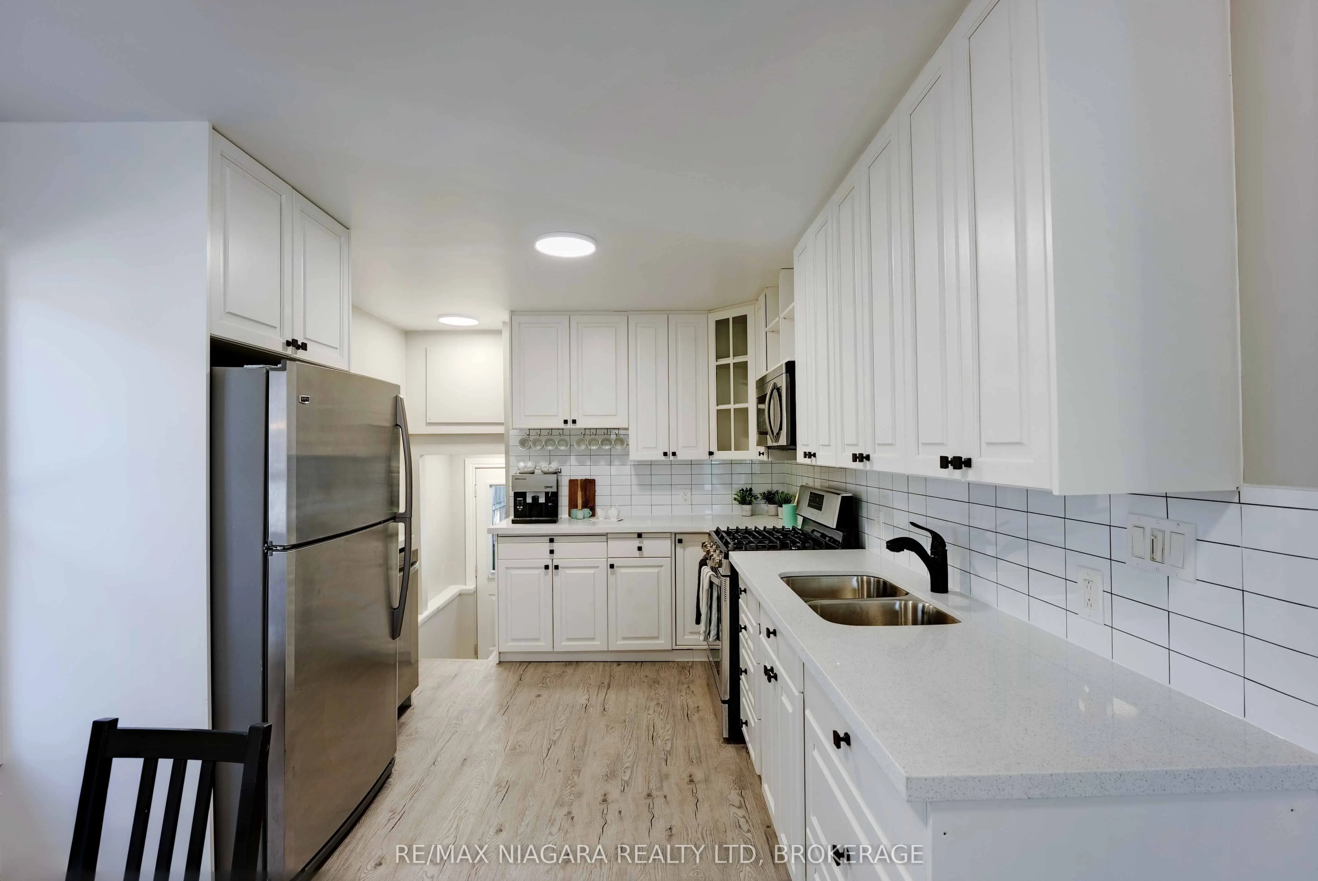 90 Pleasant Avenue