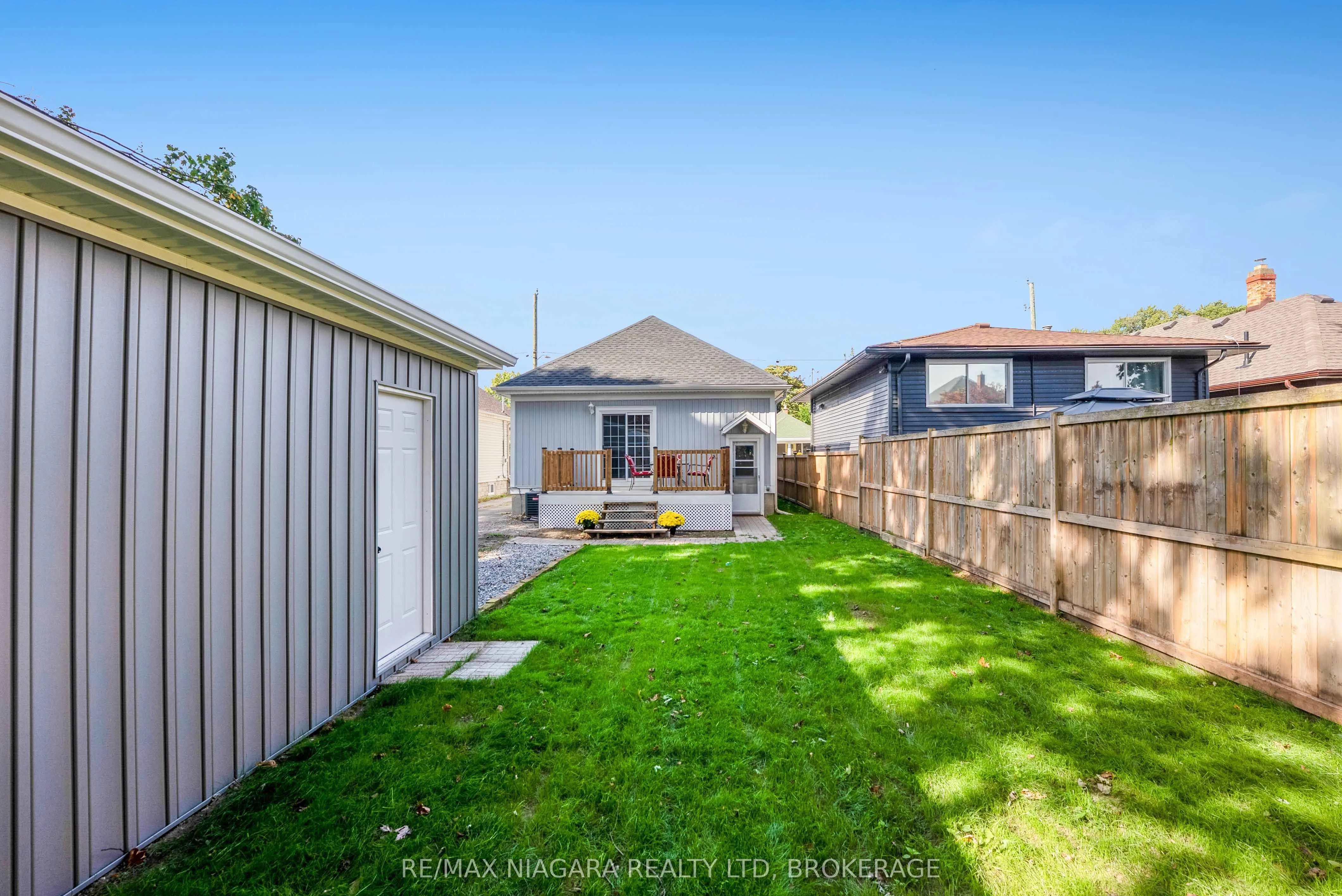 90 Pleasant Avenue