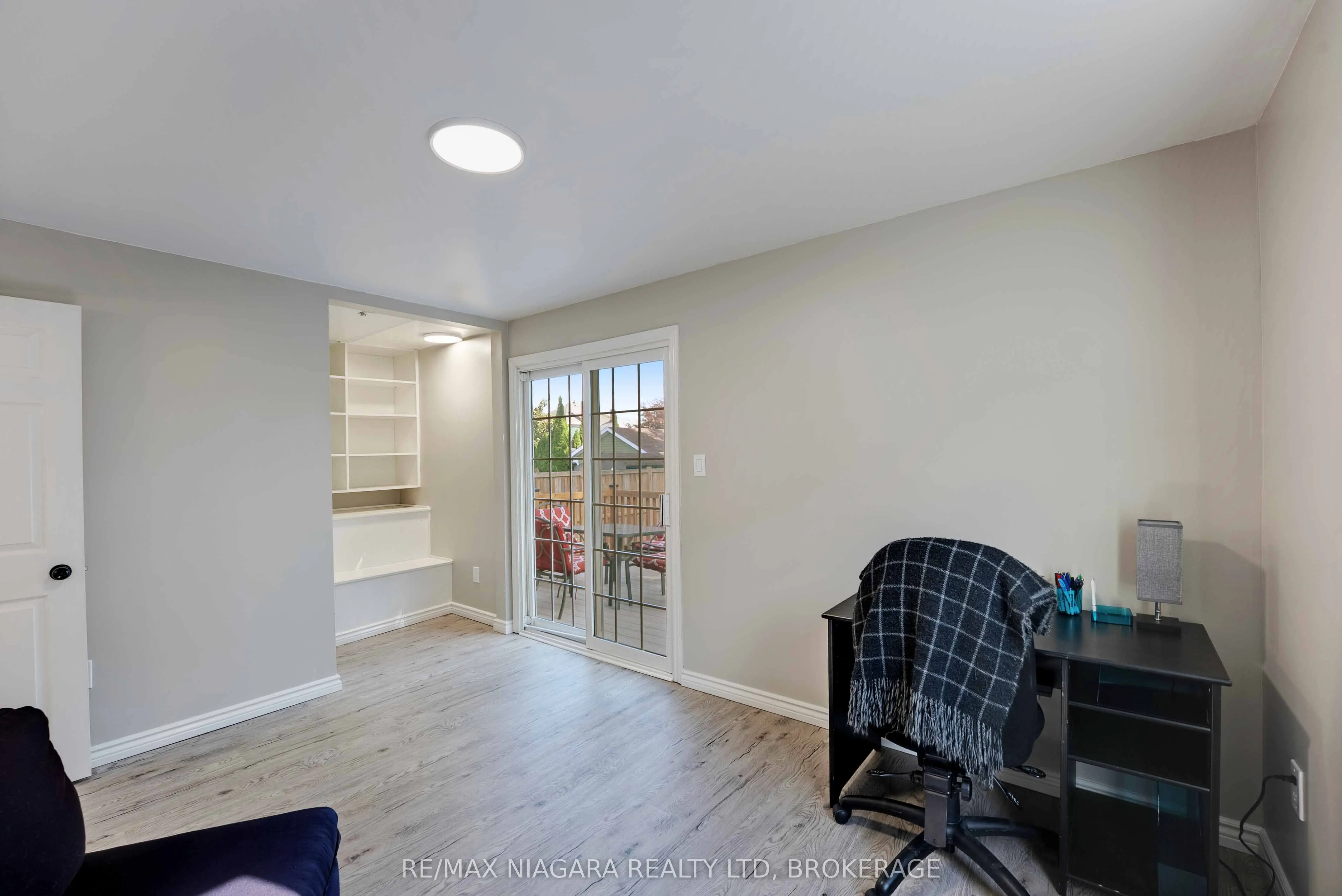 90 Pleasant Avenue