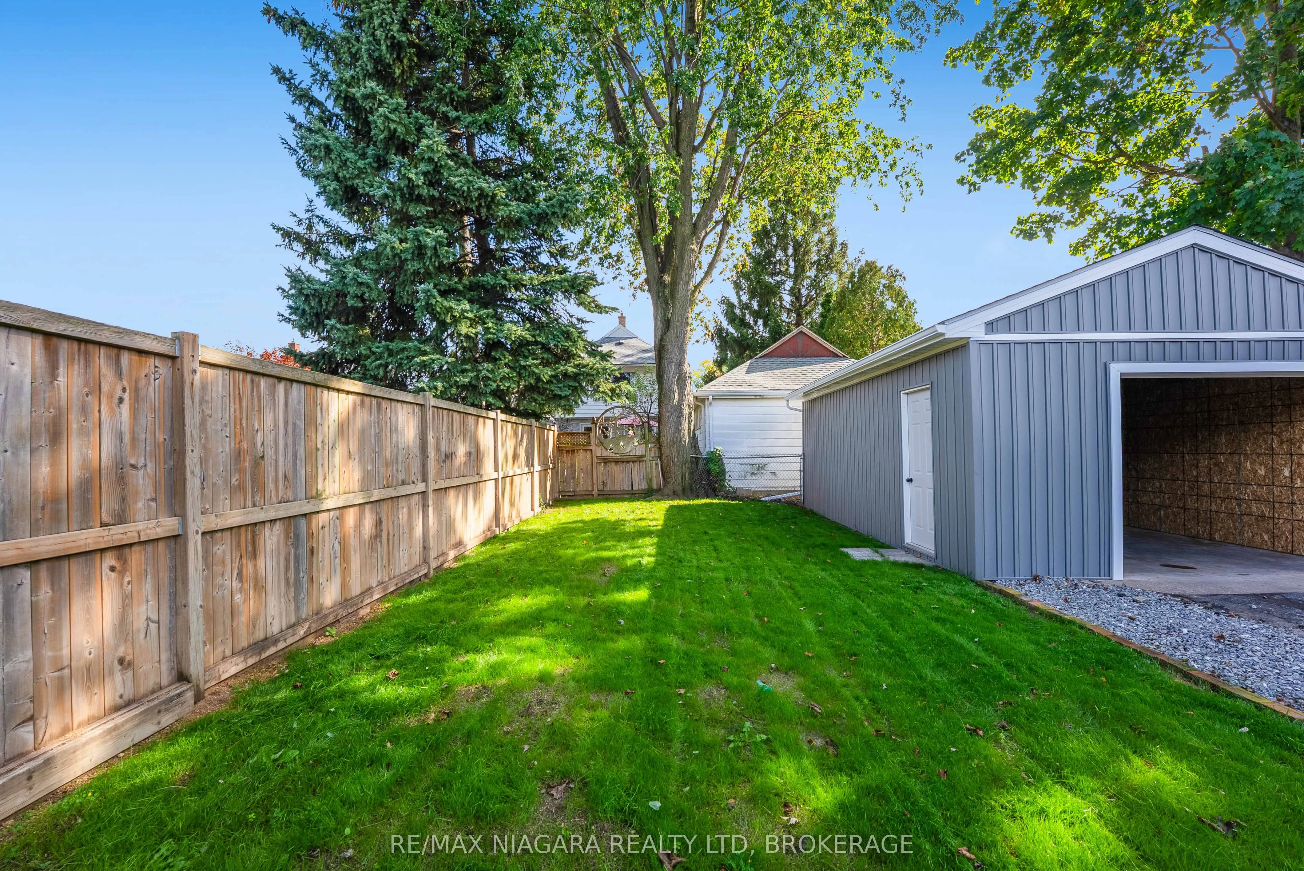 90 Pleasant Avenue
