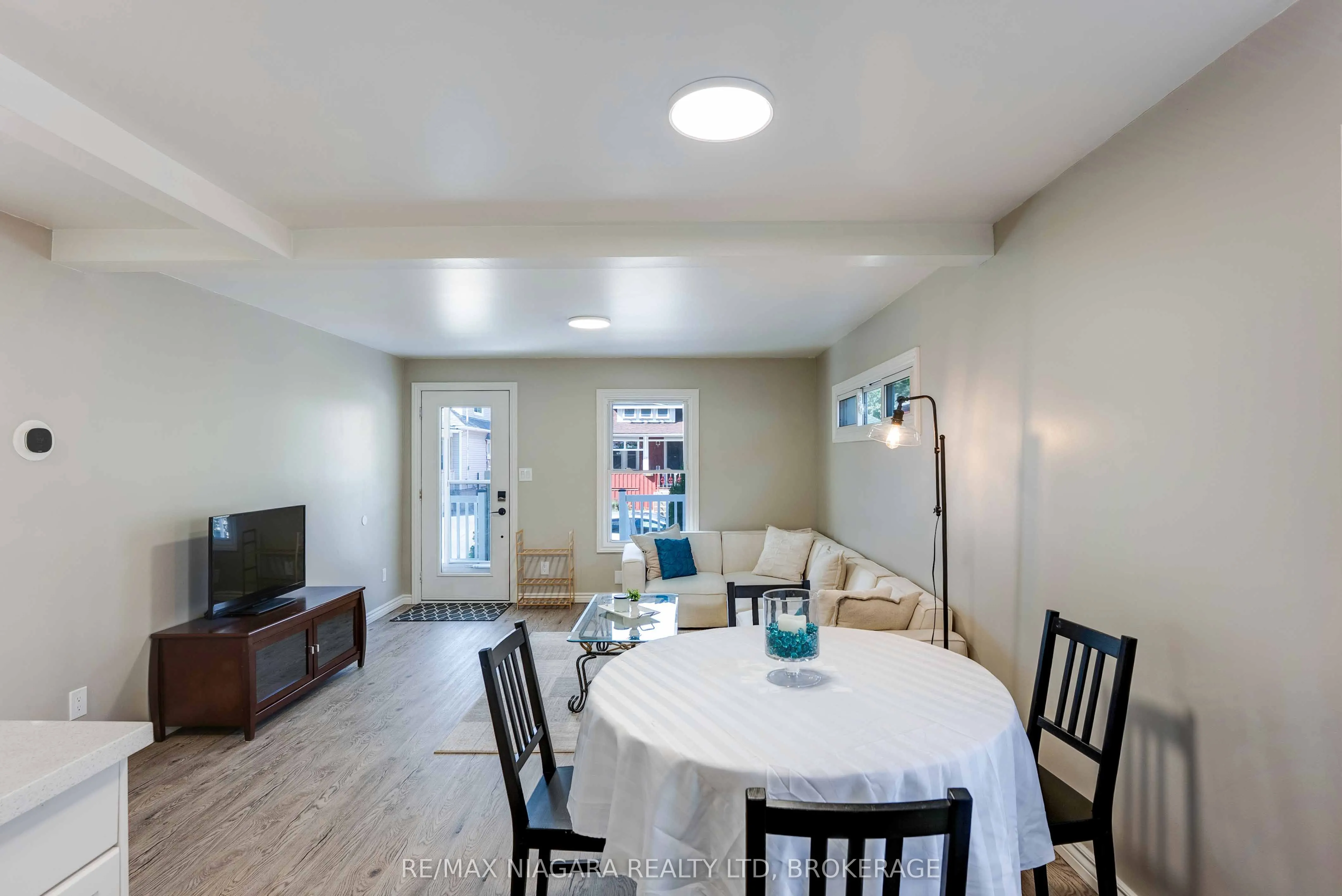 90 Pleasant Avenue