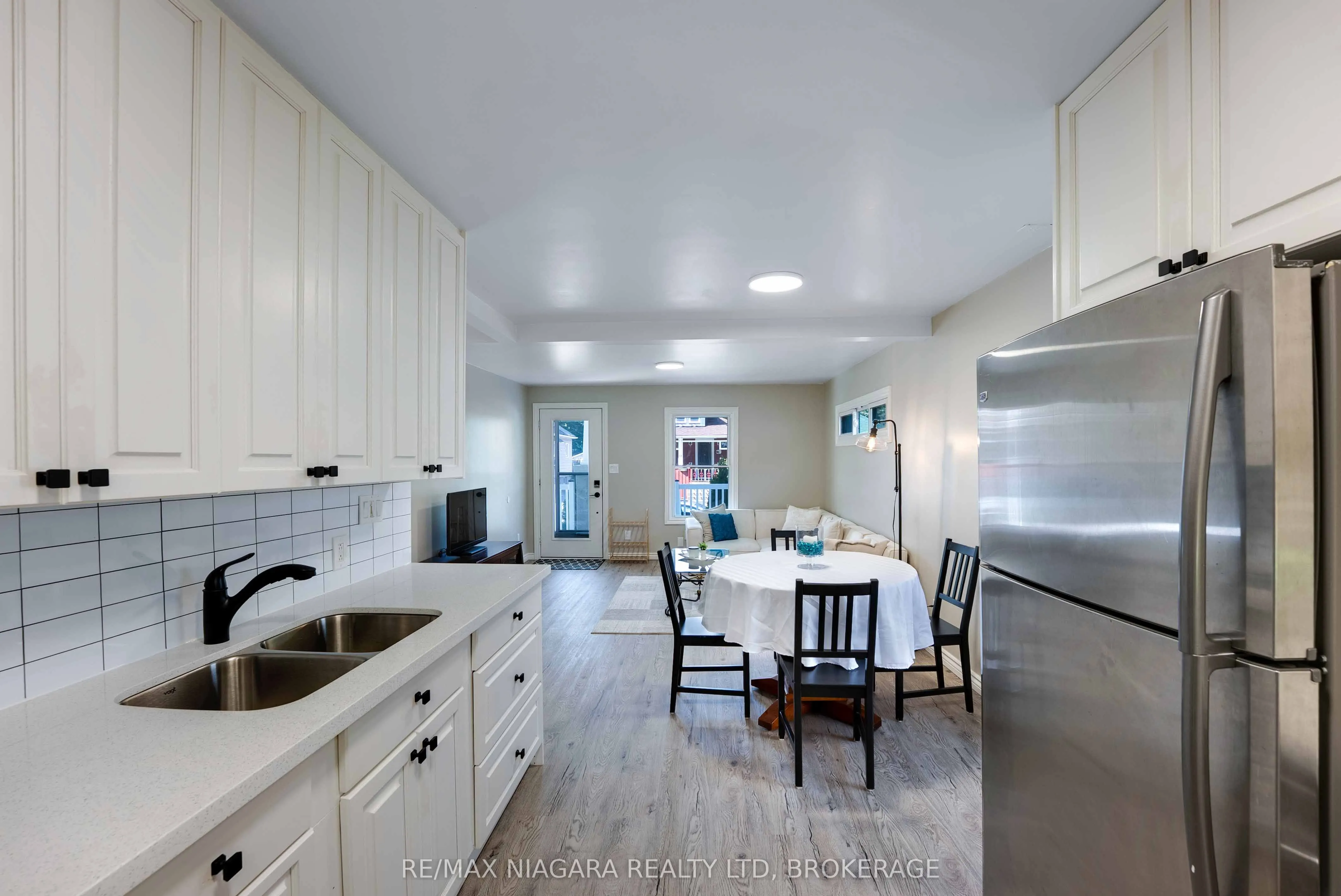 90 Pleasant Avenue