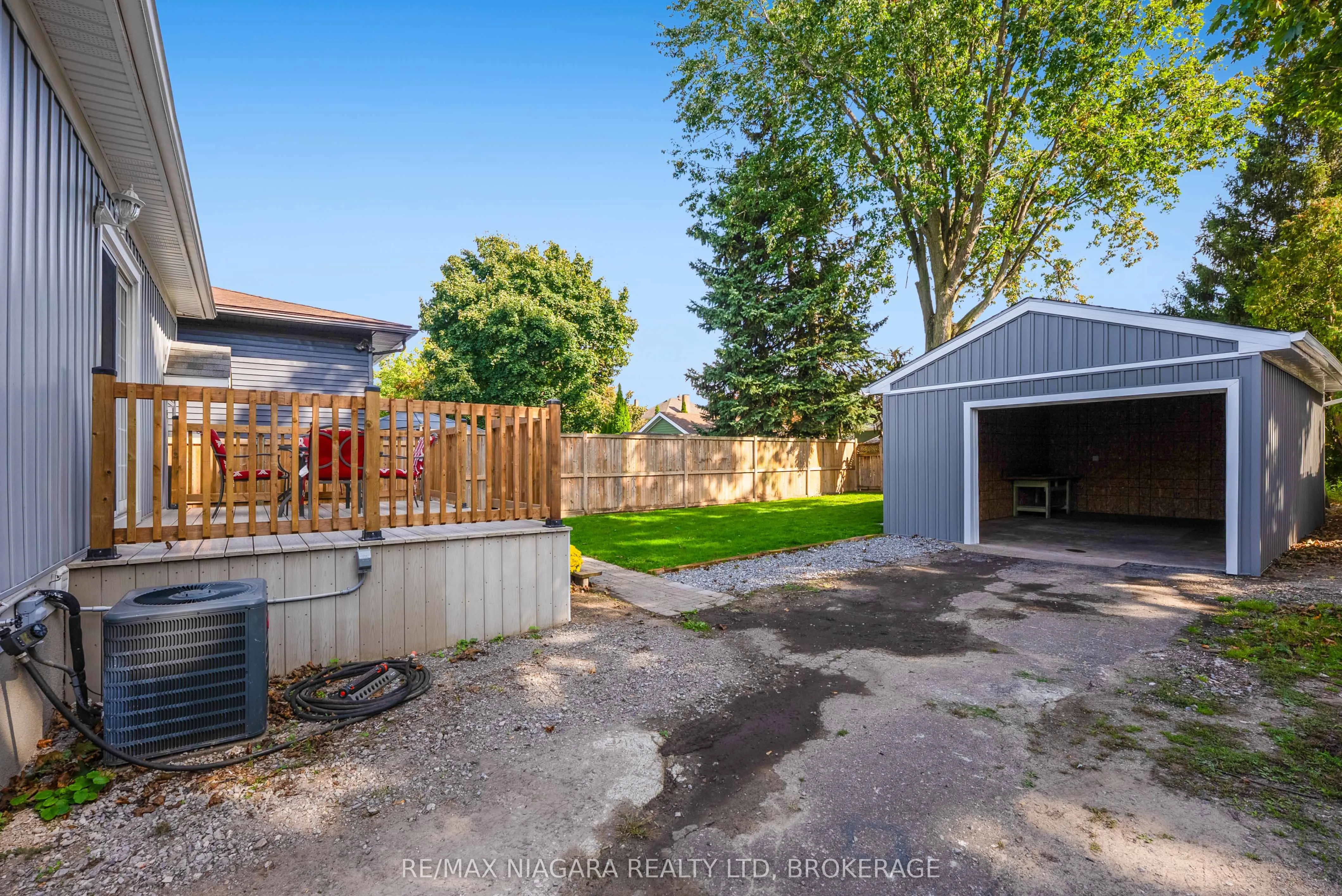 90 Pleasant Avenue