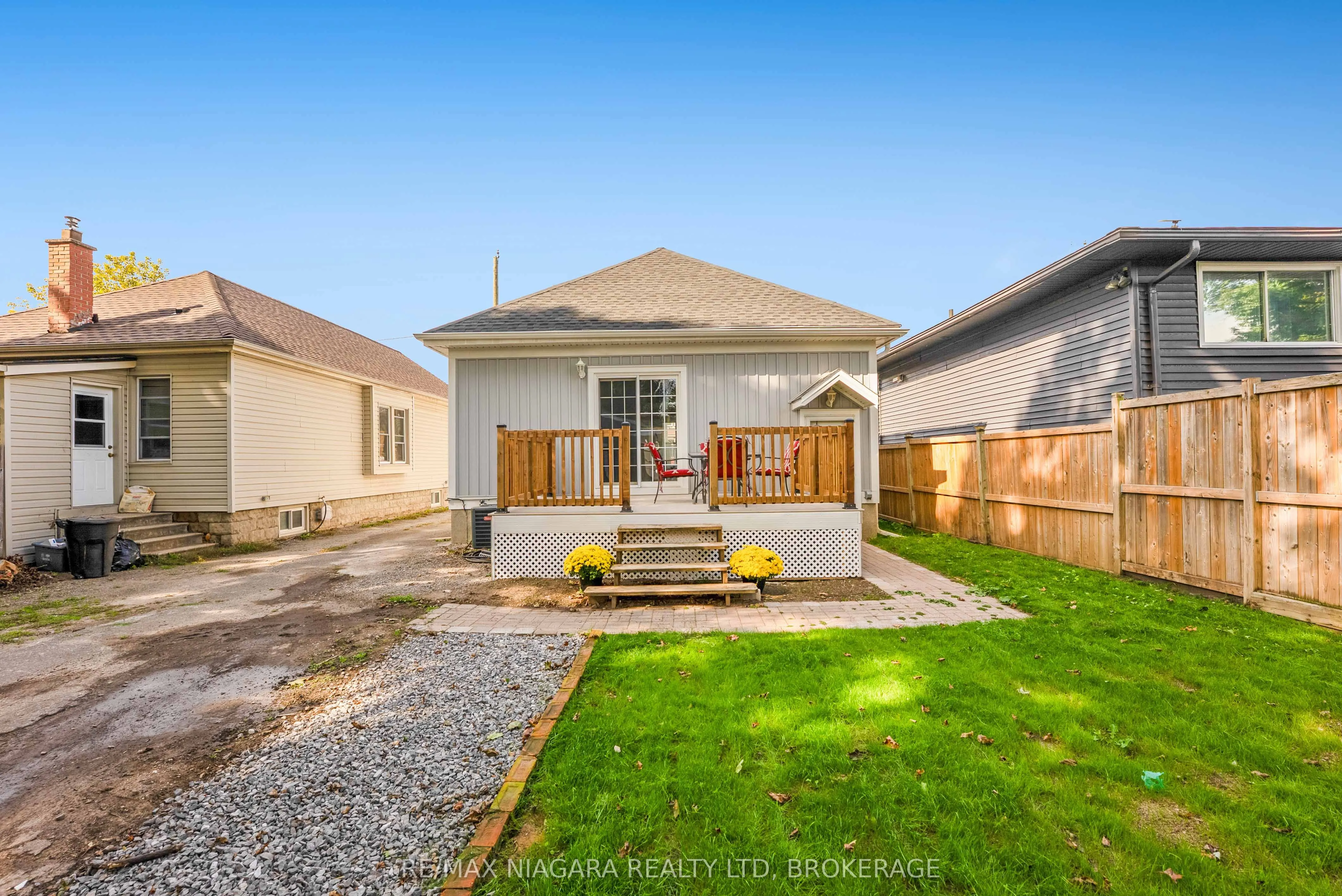 90 Pleasant Avenue