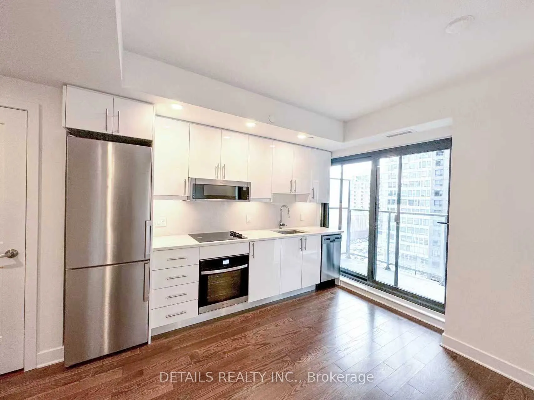 180 George Street, #11