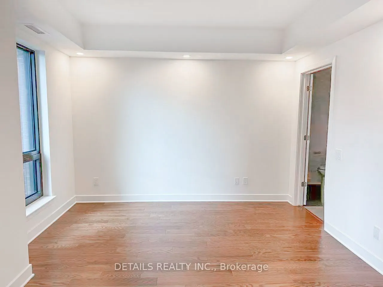 180 George Street, #11
