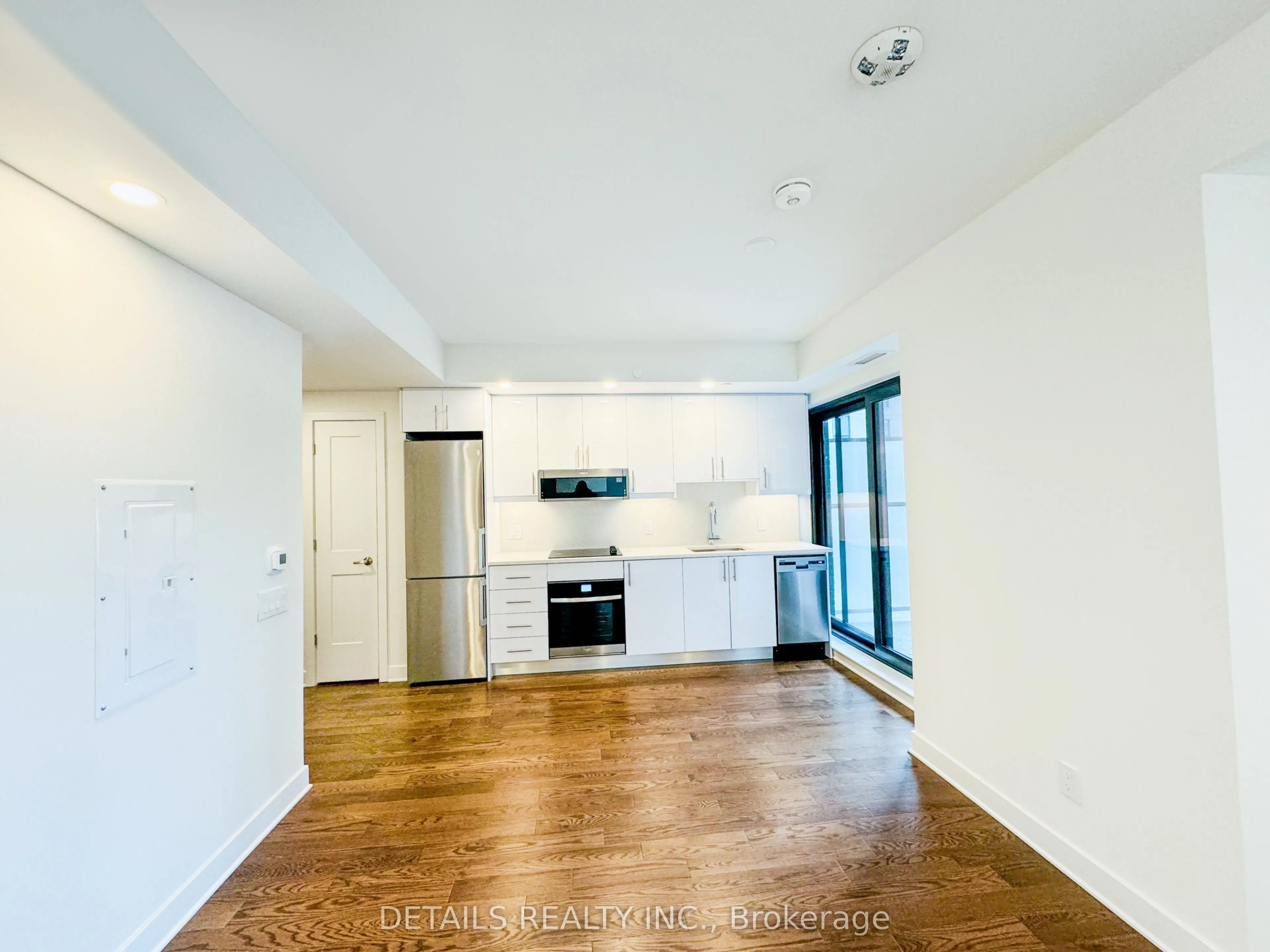 180 George Street, #11
