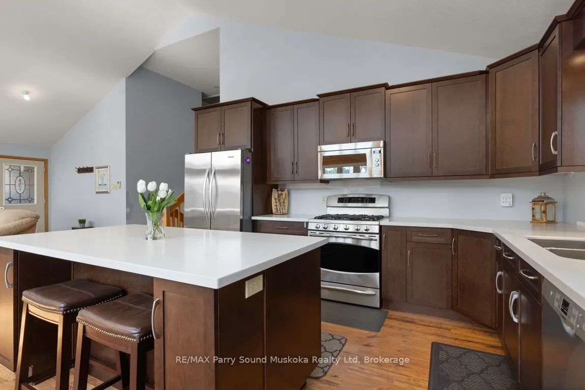 38 Shebeshekong Estates Road S