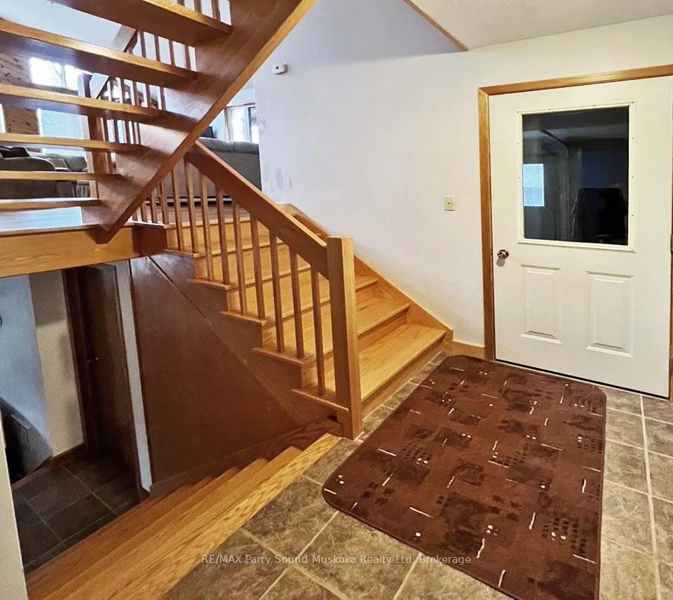38 Shebeshekong Estates Road S
