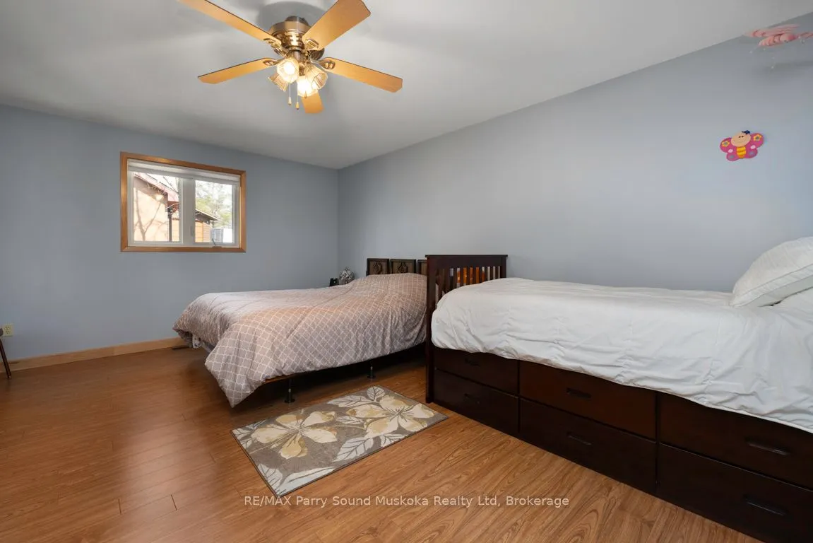 38 Shebeshekong Estates Road S