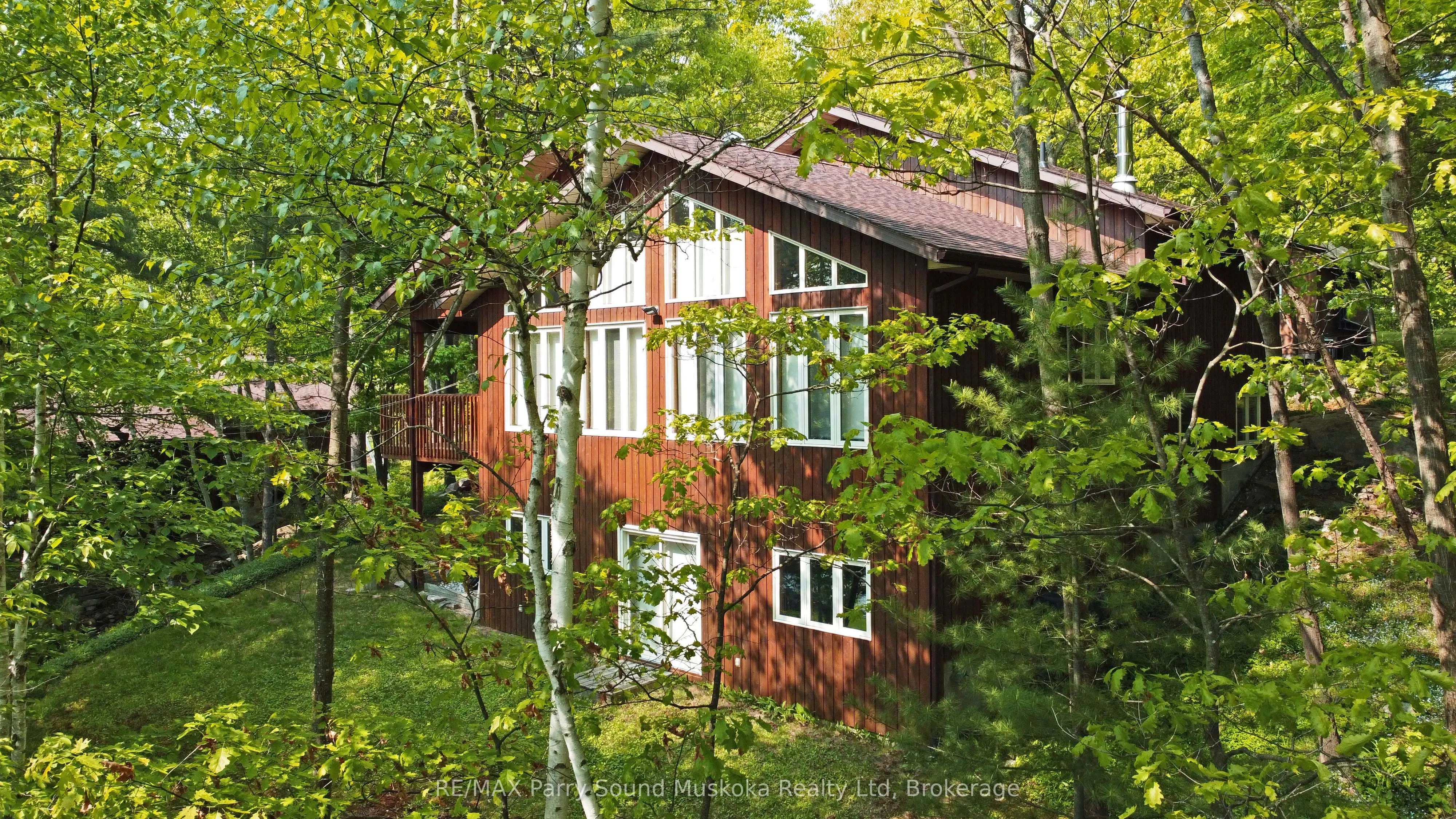 38 Shebeshekong Estates Road S