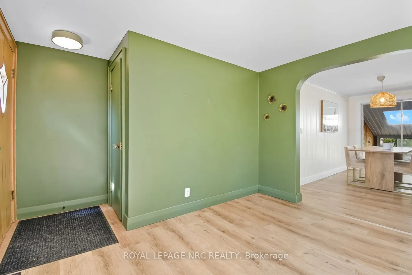 3754 Highland Drive