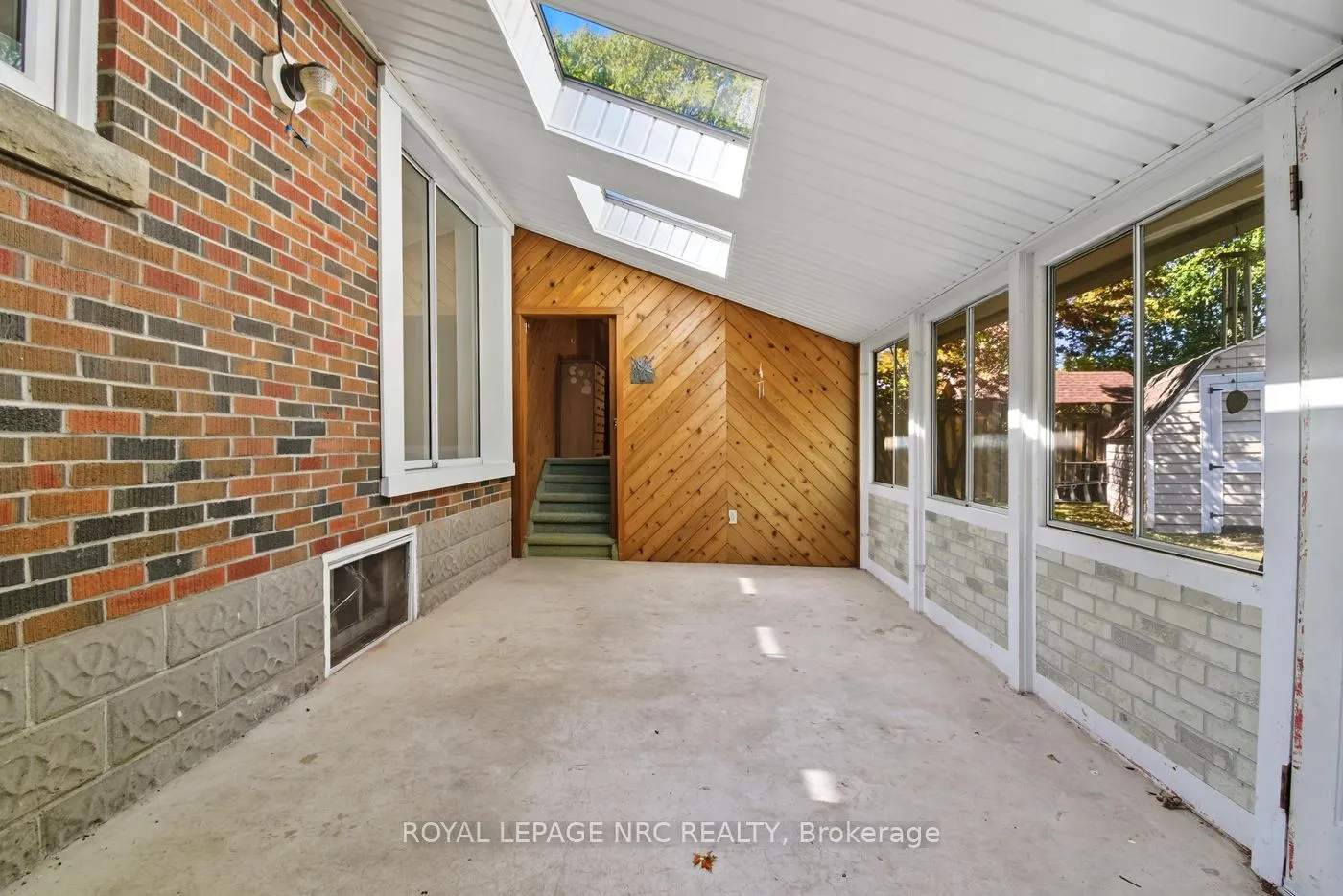 3754 Highland Drive