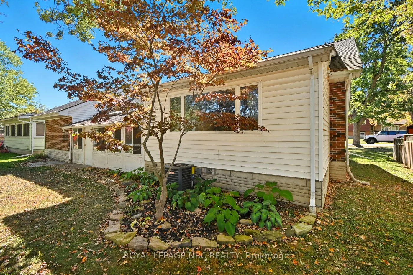 3754 Highland Drive