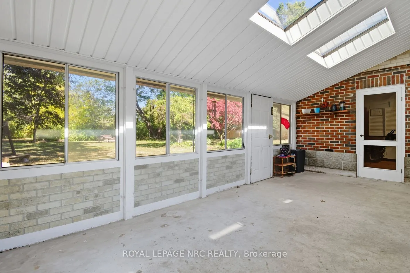 3754 Highland Drive