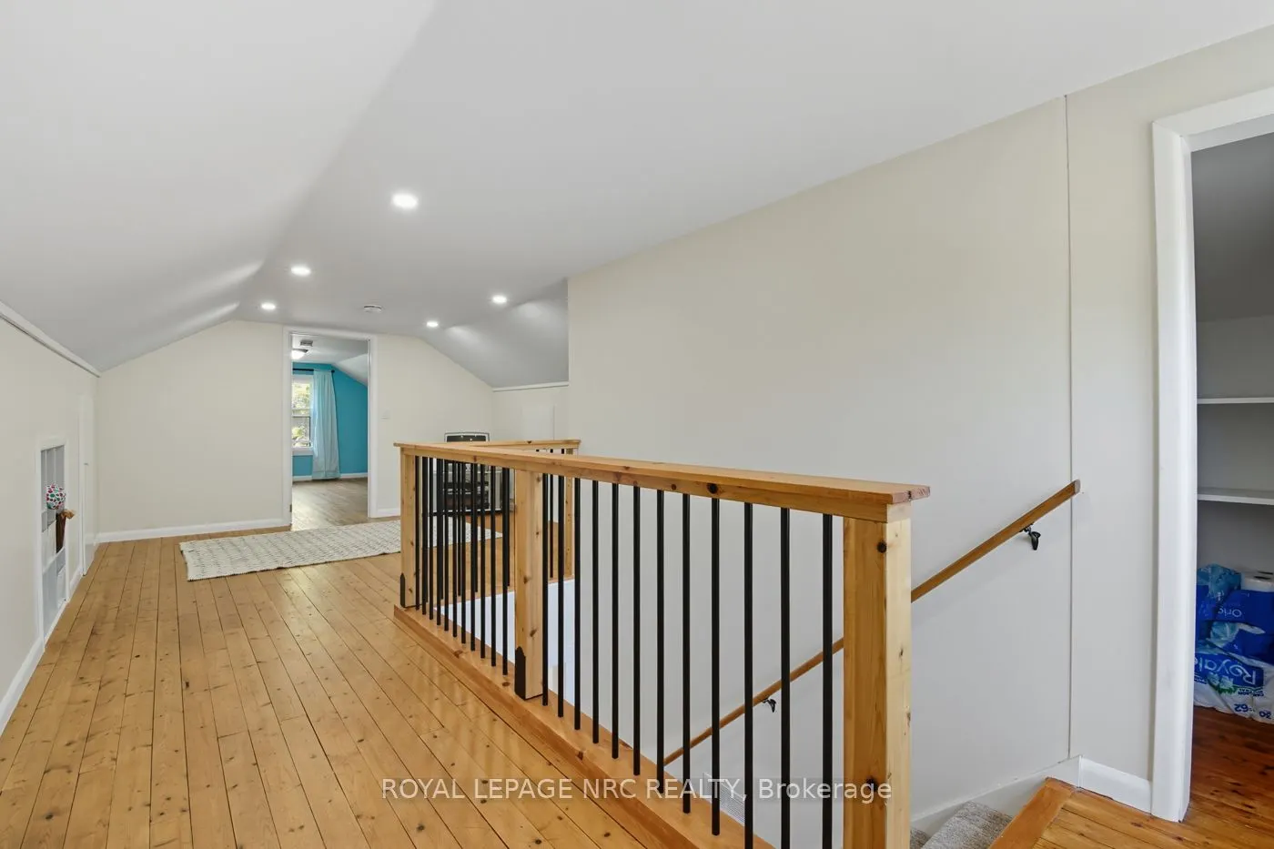 3754 Highland Drive