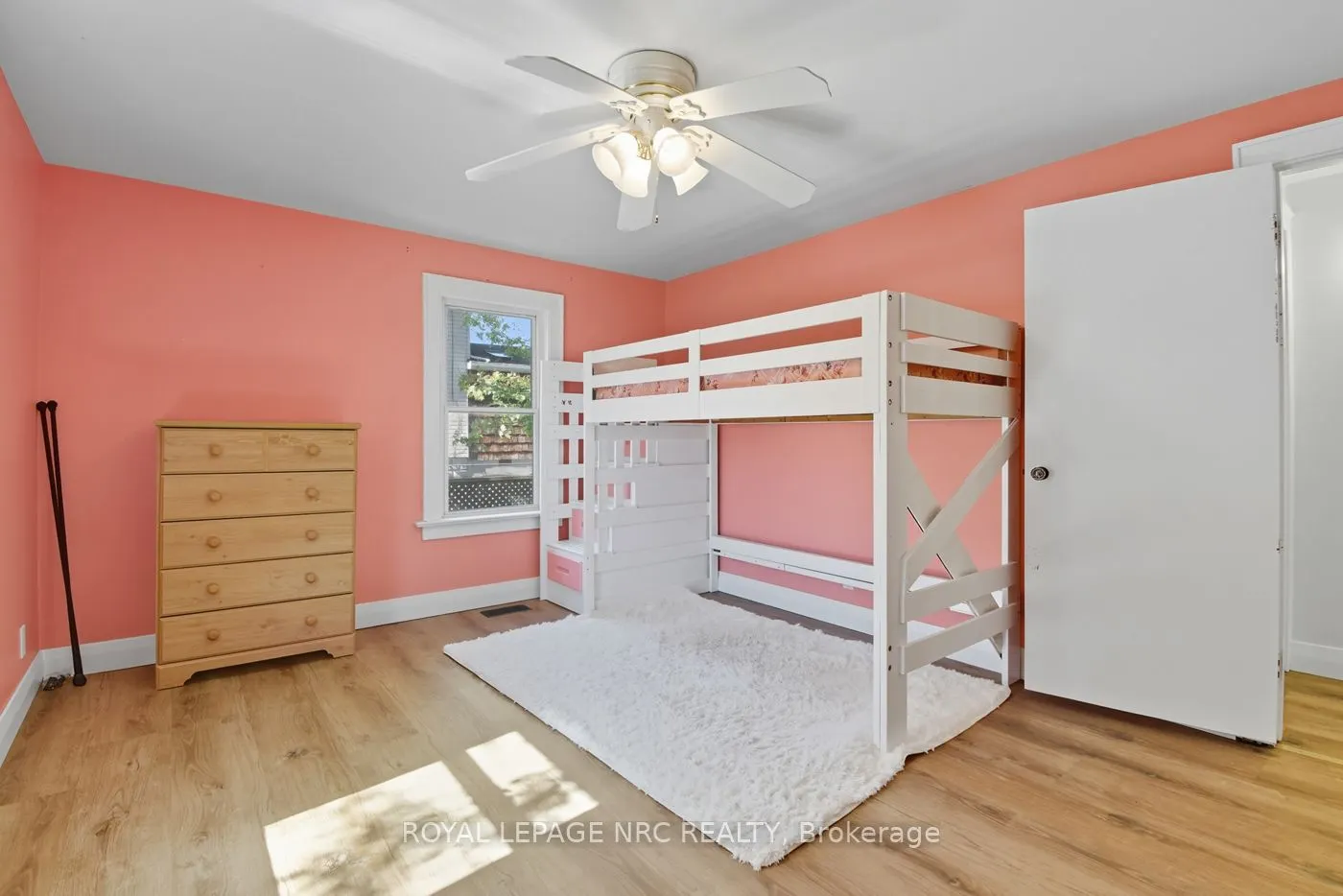 3754 Highland Drive